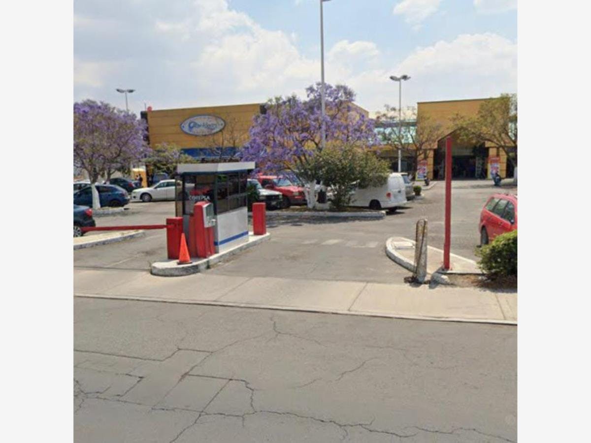 Local Comercial Spot2