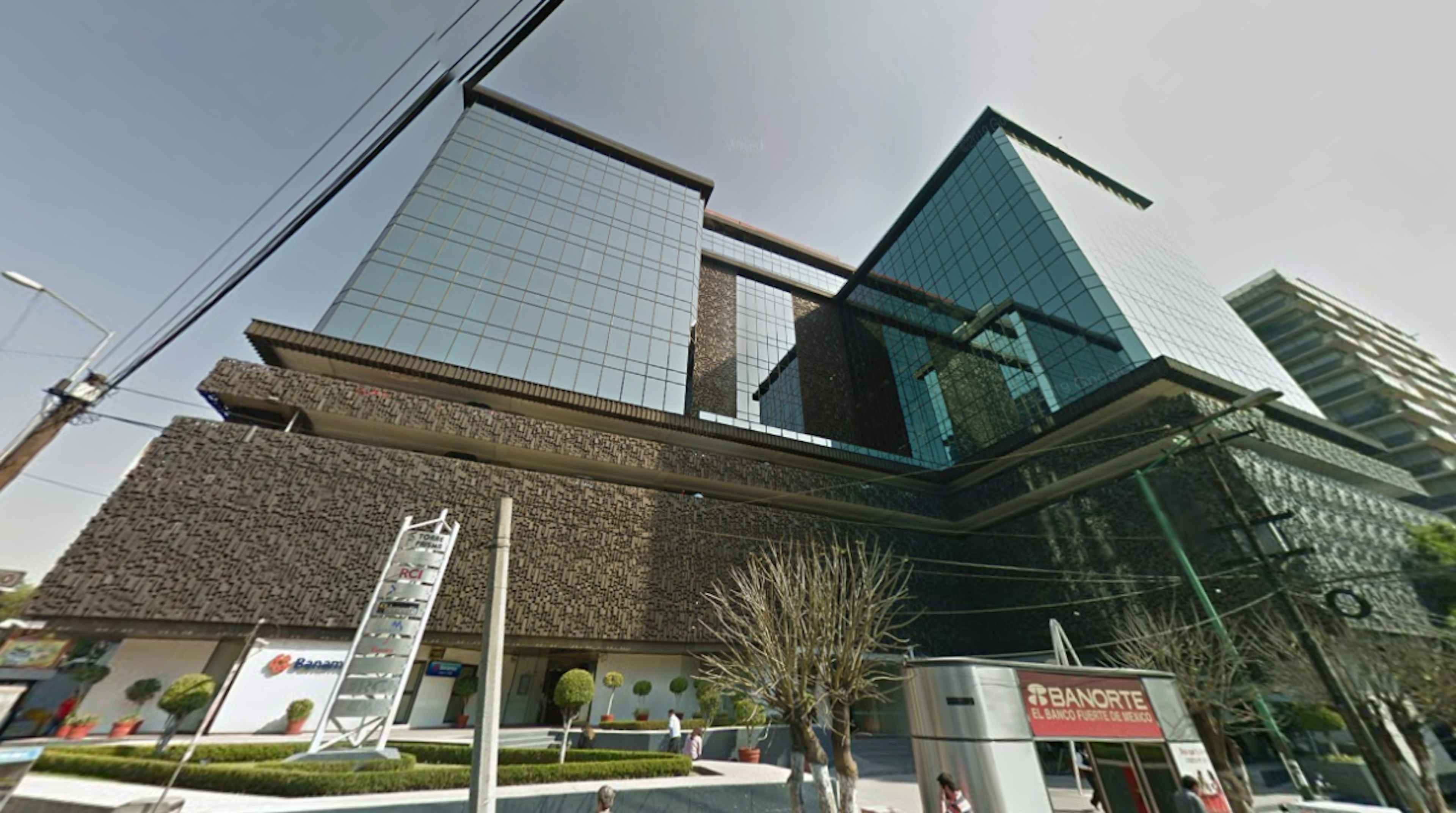 Boulevard Manuel Avila Camacho 191