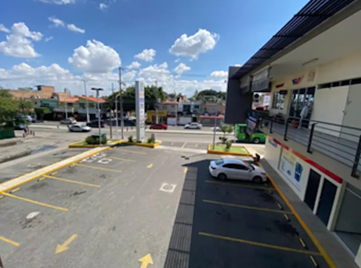 Local Comercial Spot2