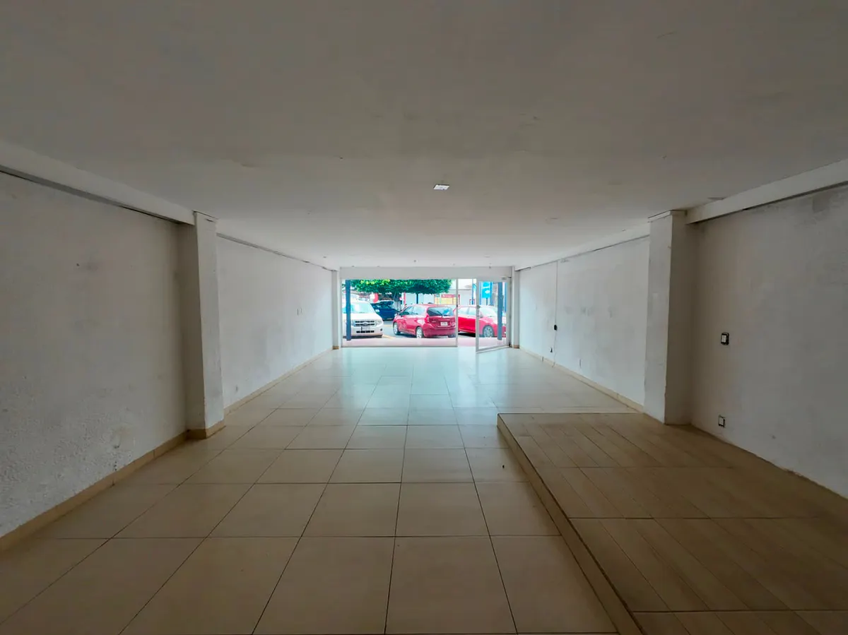 Local Comercial Spot2