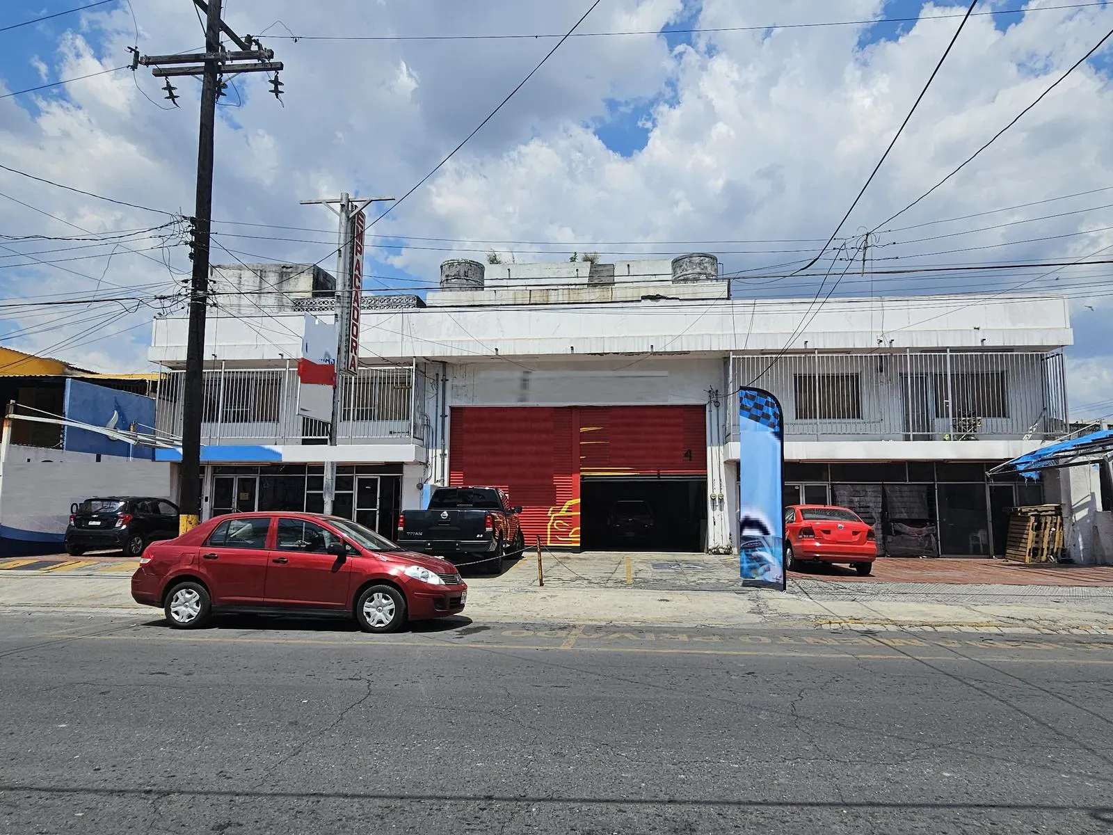 Local Comercial Spot2