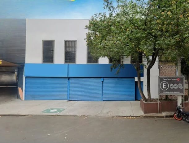 Local Comercial Spot2