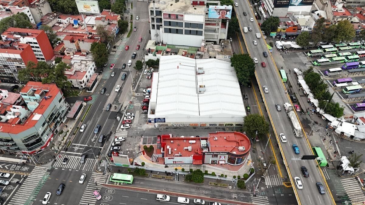 Local Comercial Spot2