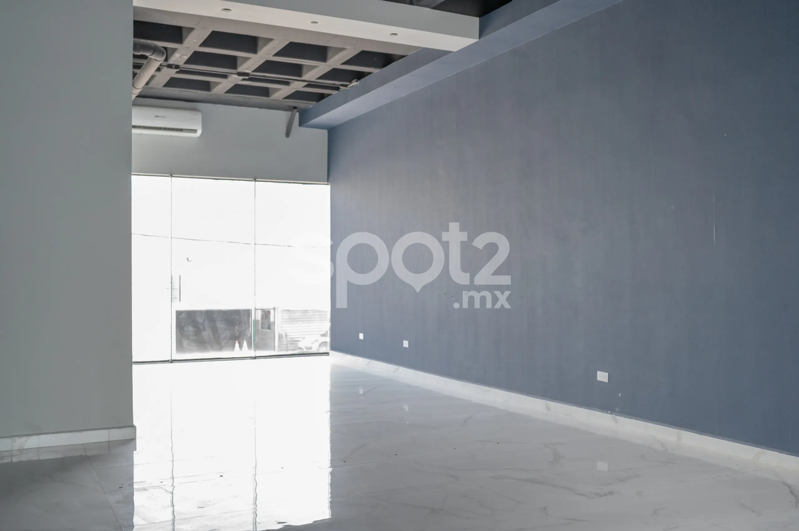 Local Comercial Spot2