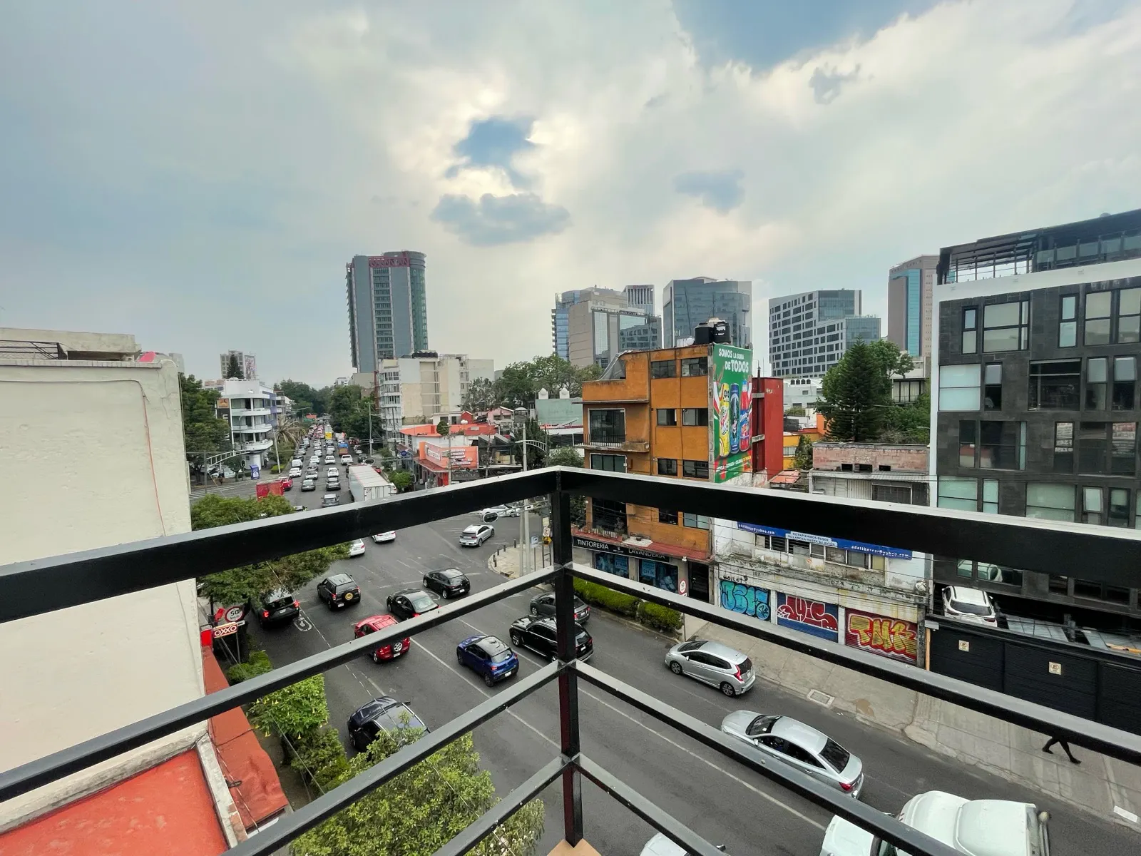 Local Comercial Spot2
