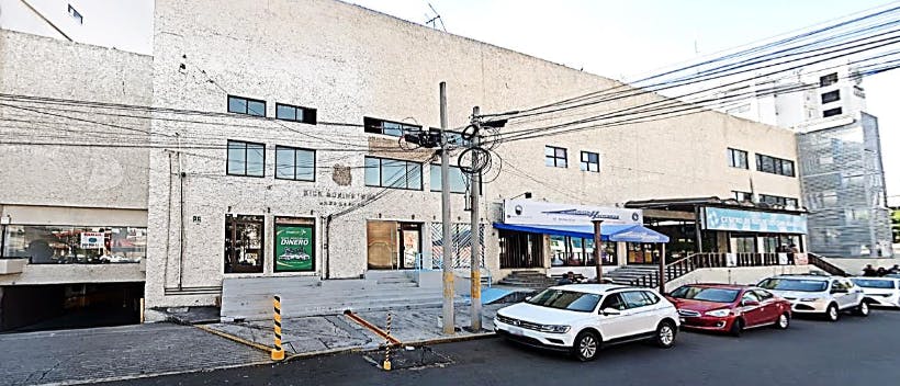 Local Comercial Spot2