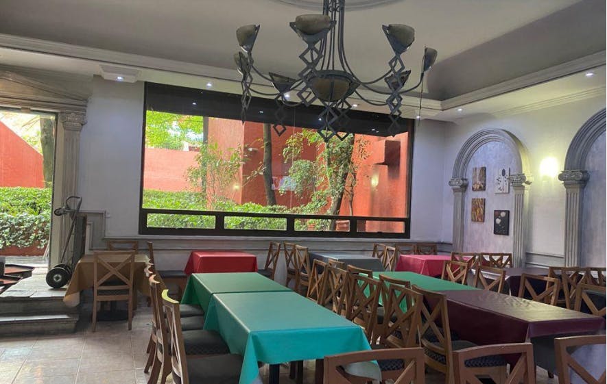 Local Comercial Spot2