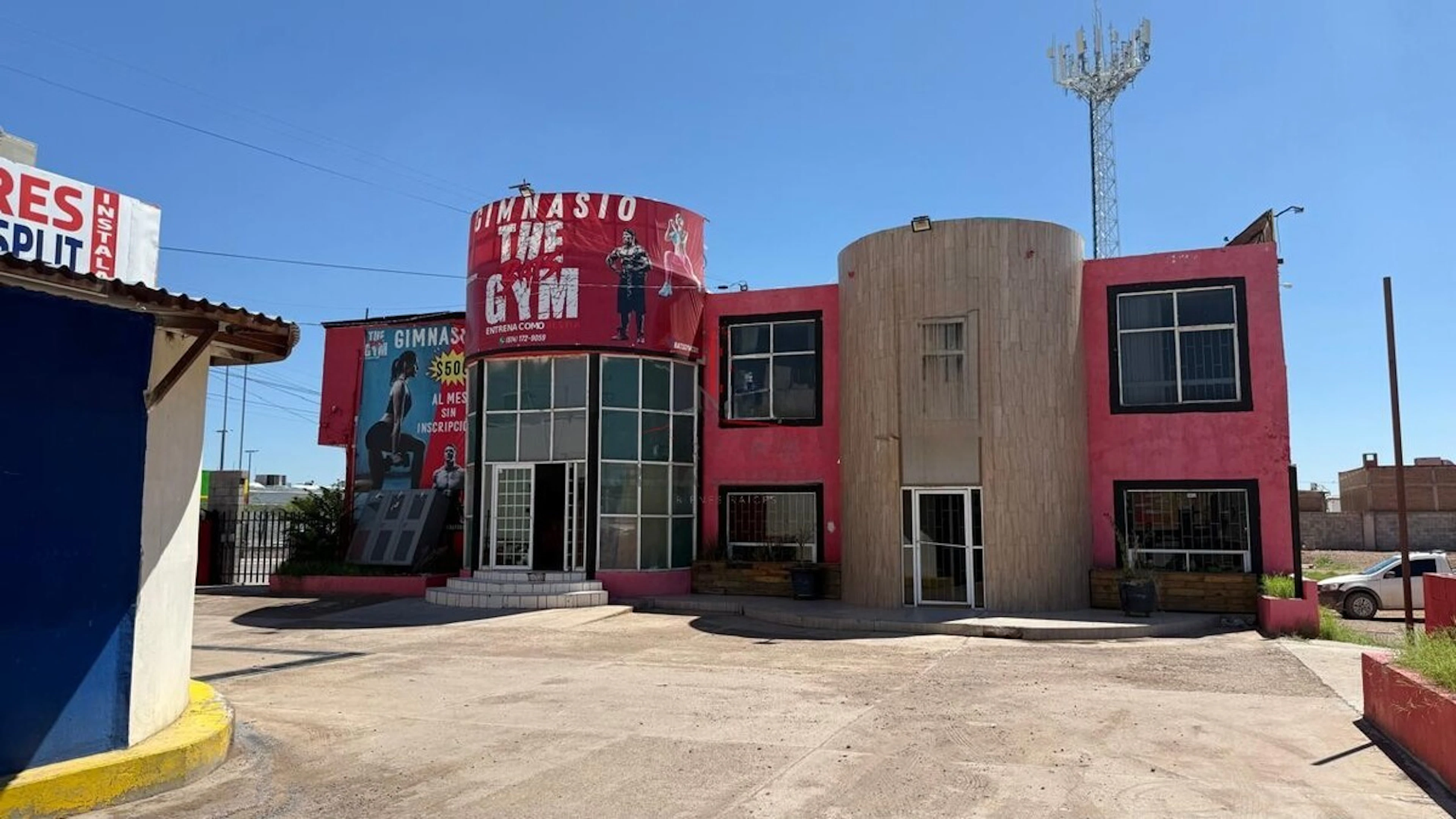 Local Comercial Spot2