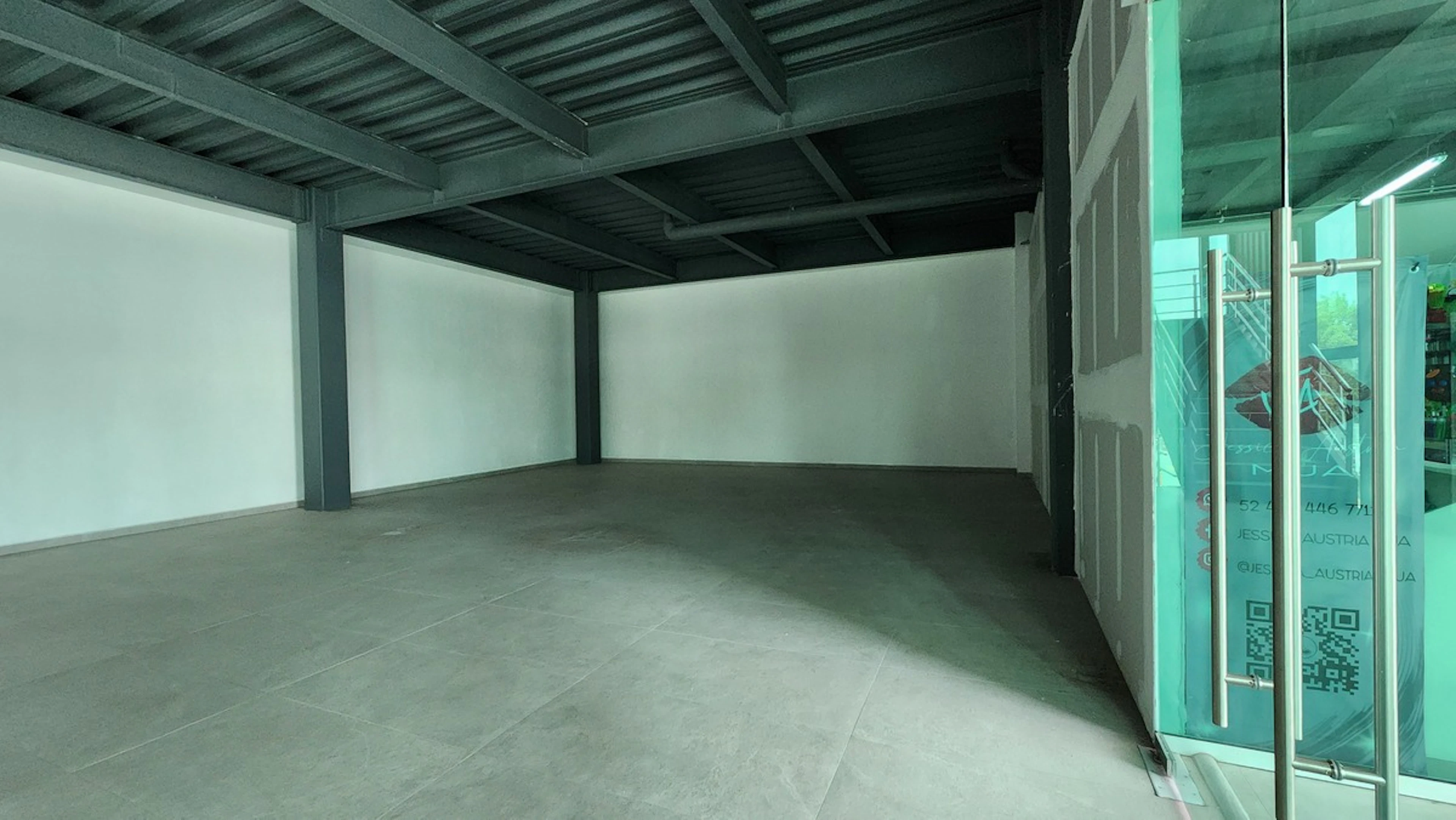 Local Comercial Spot2