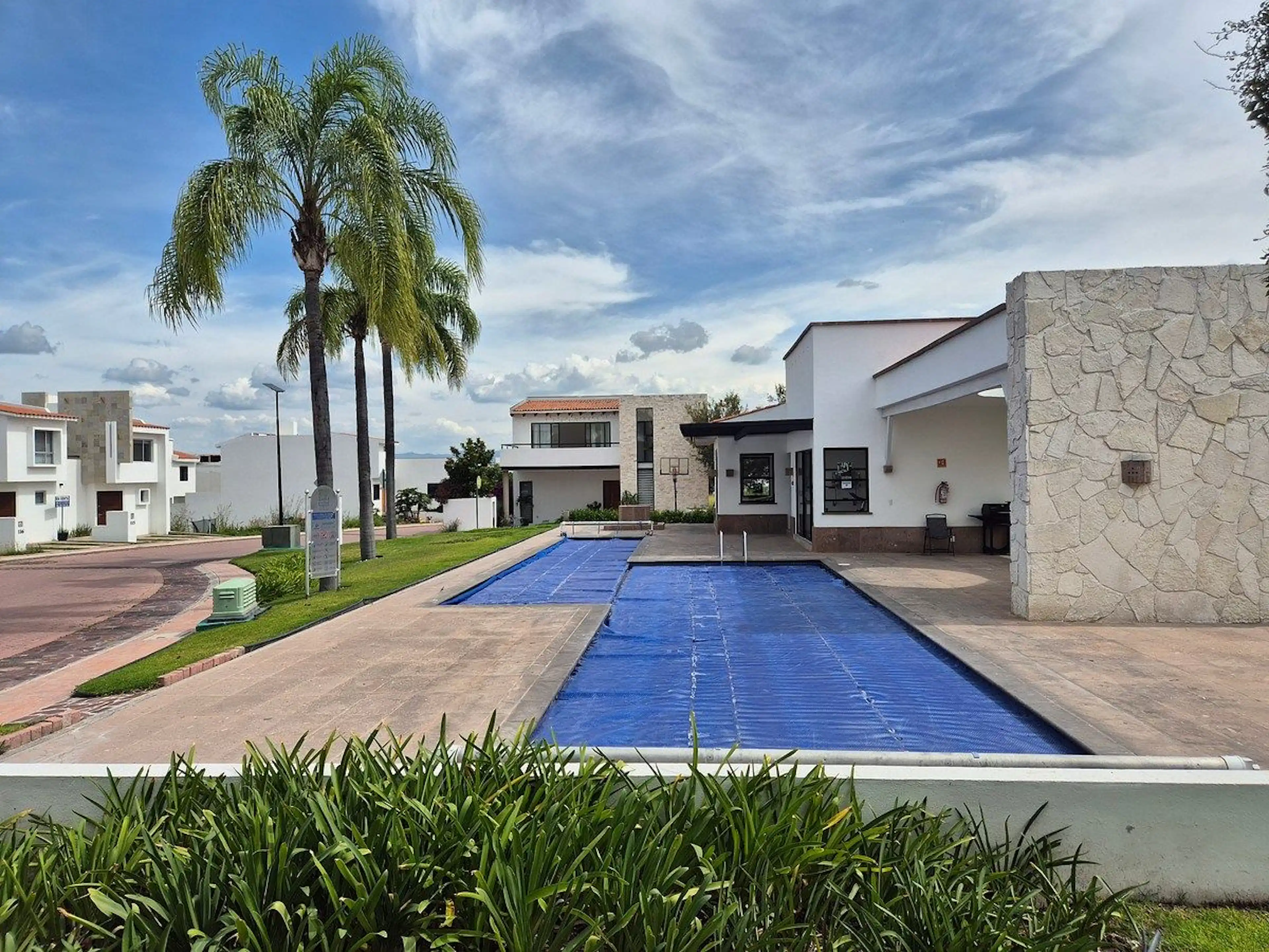 TERRENO EN CIUDAD MADERAS QUERÉTARO | $700,000 Y EL RESTO FINANCIADO A MESES SI