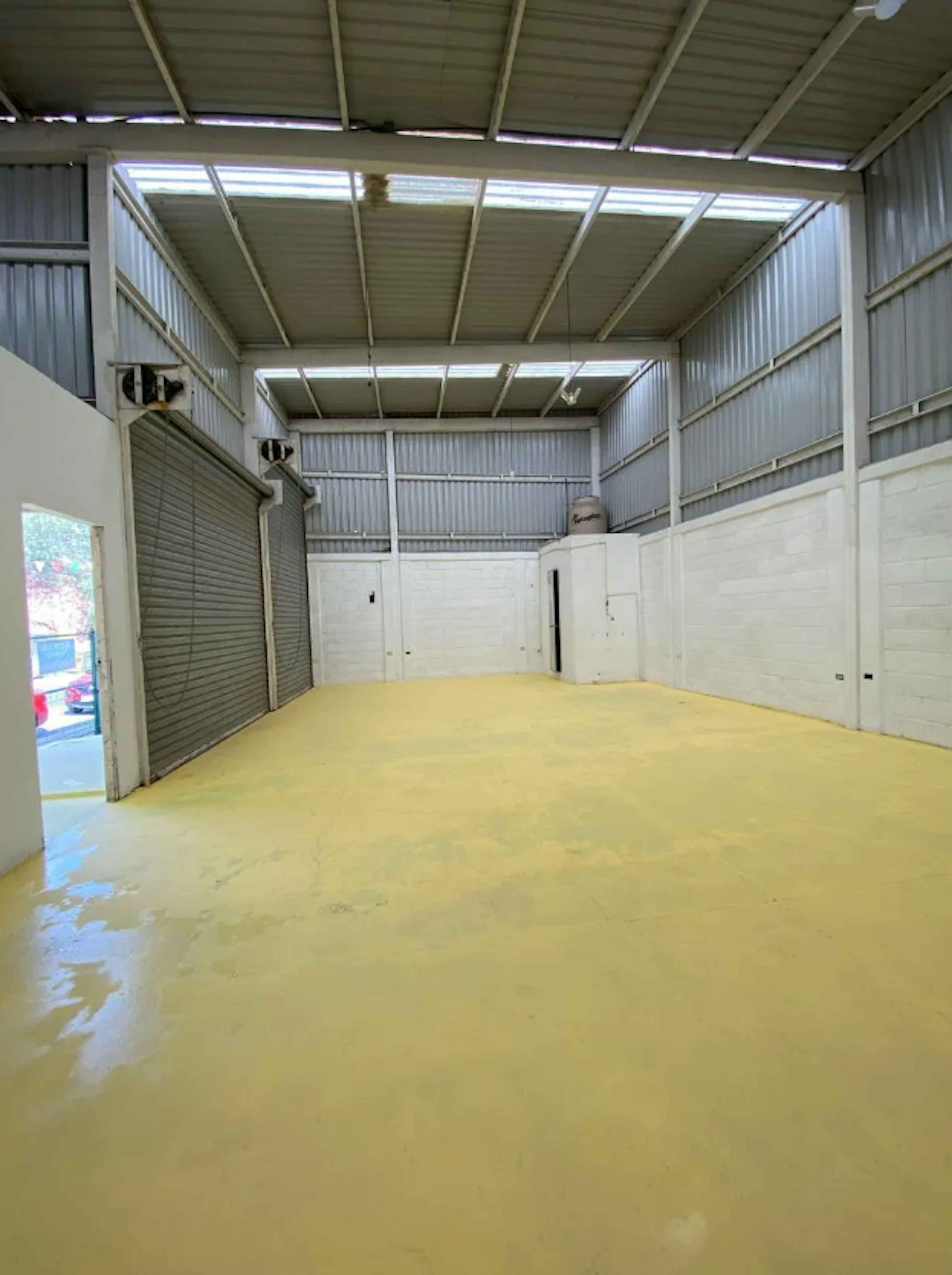 Avenida Del Ferrocarril