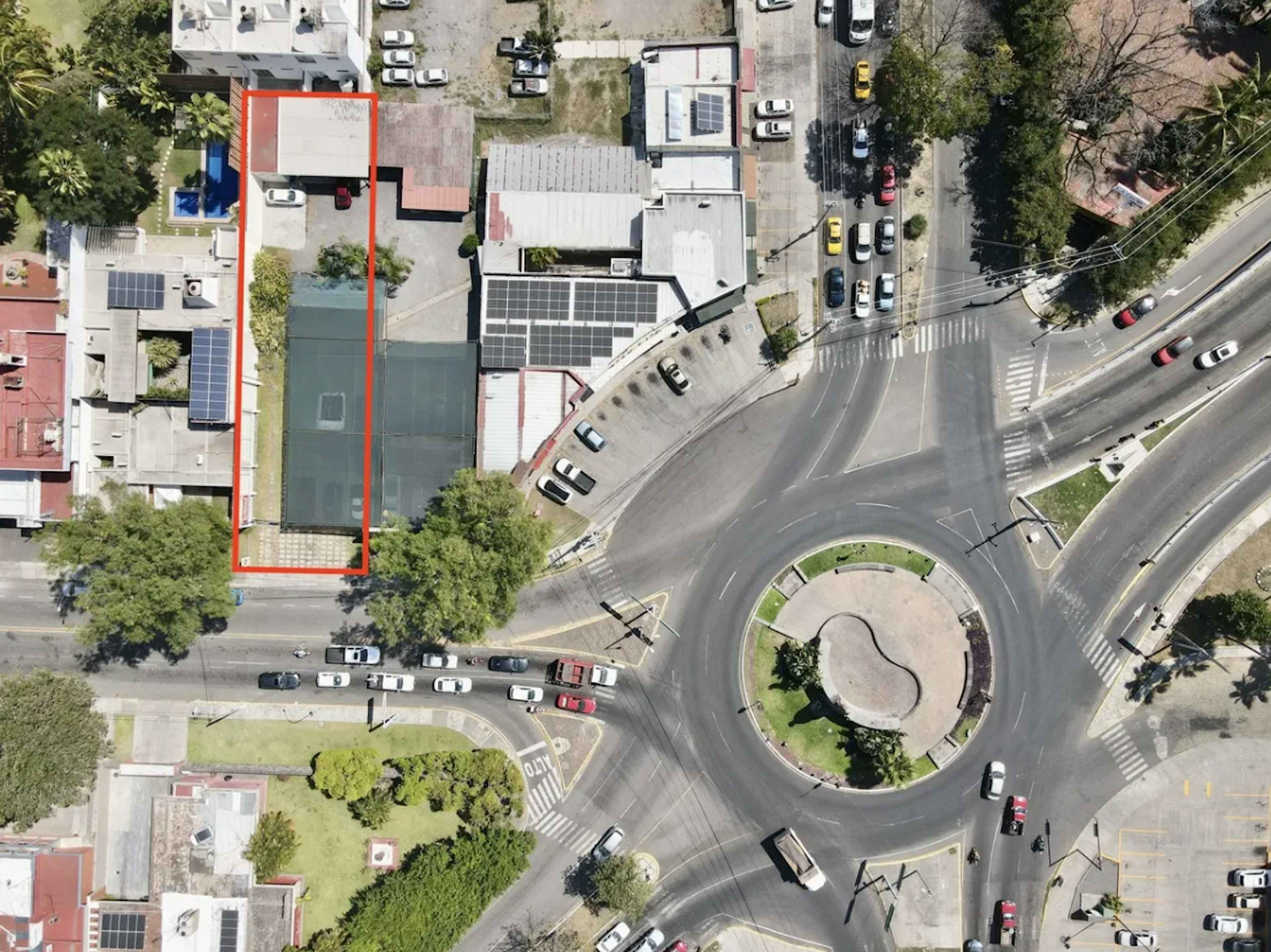 Calzada Pedro A. Galván Sur