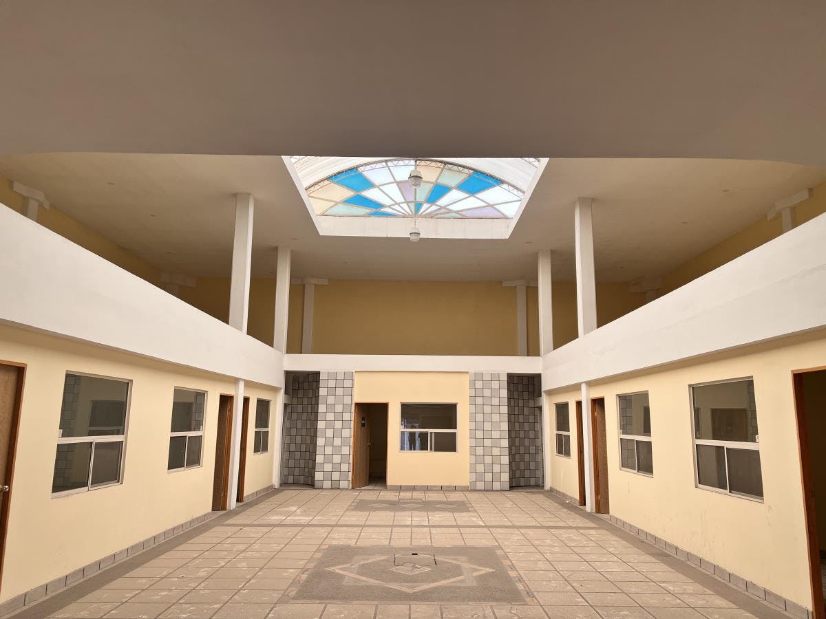 Local Comercial Spot2