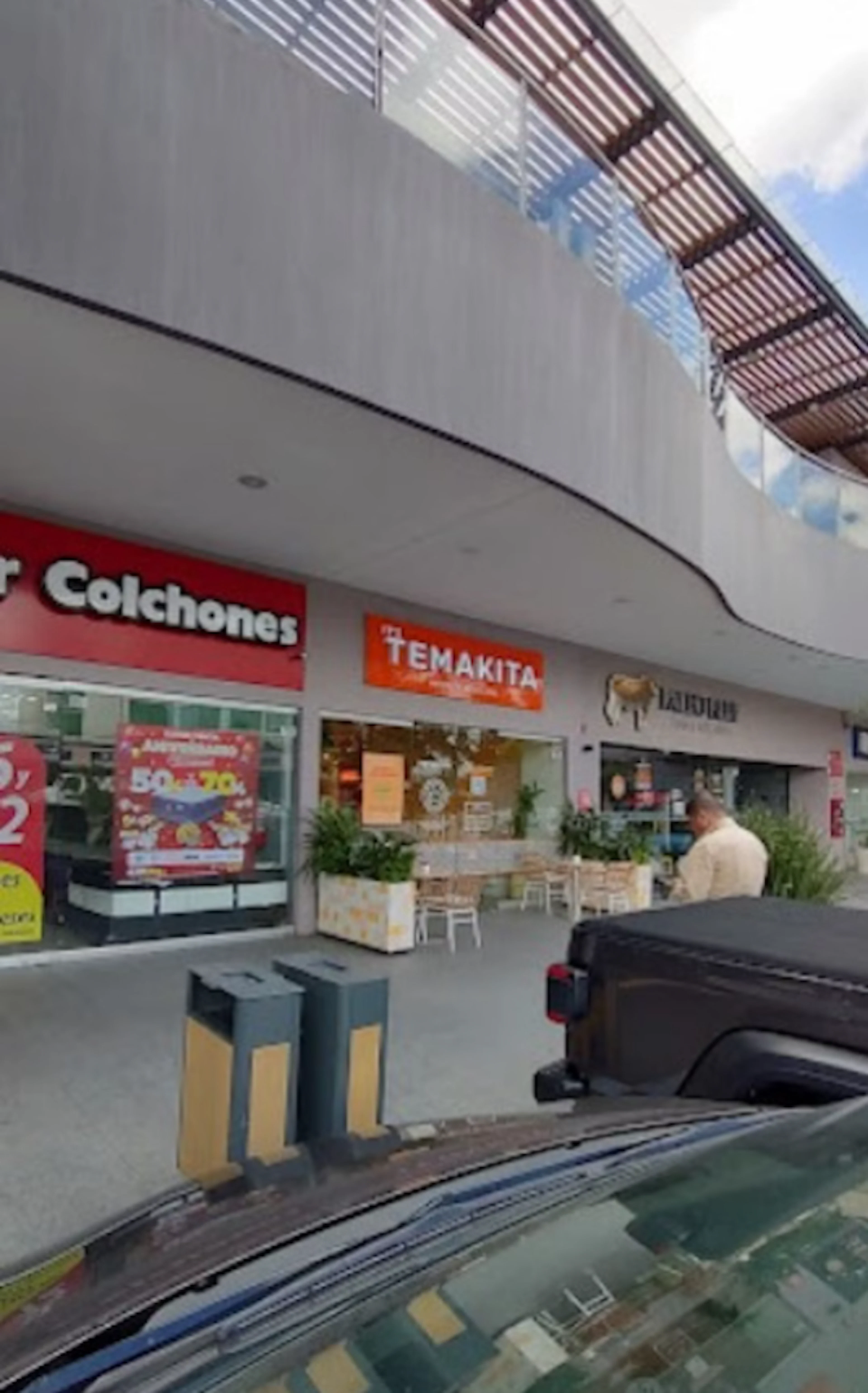 Local Comercial Spot2