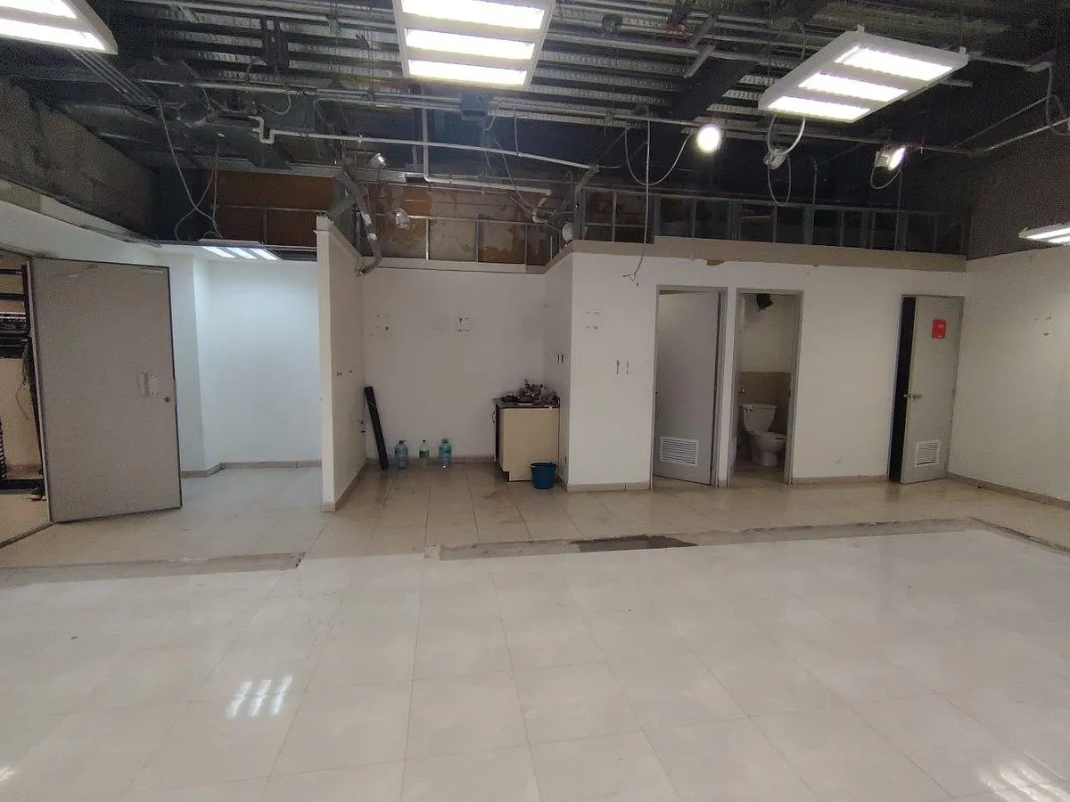 Local Comercial Spot2
