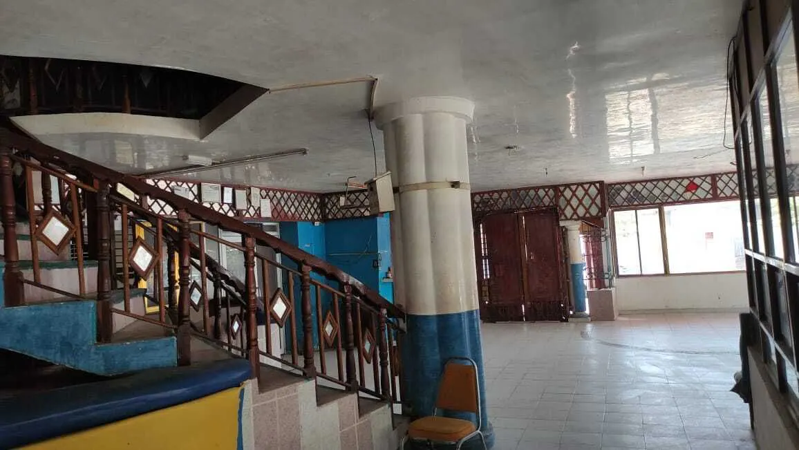 Local Comercial Spot2