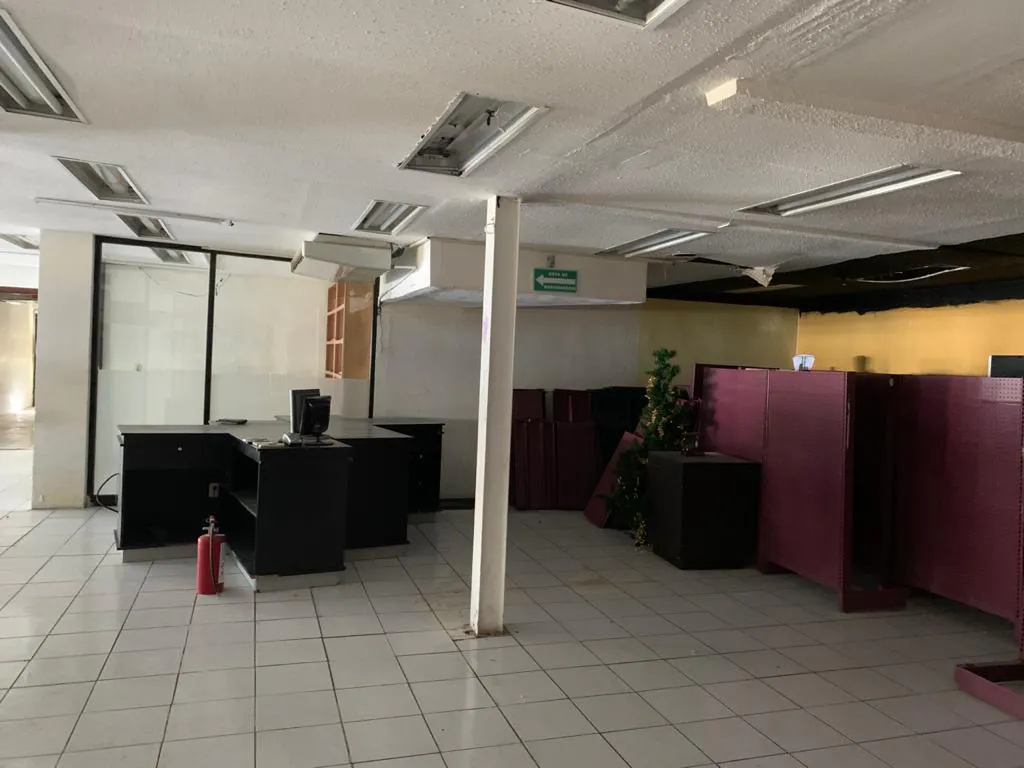 Local Comercial Spot2