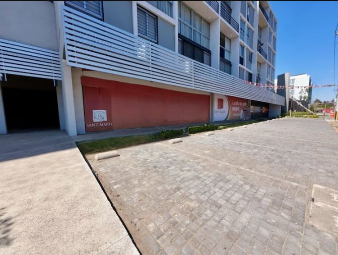 Local Comercial Spot2