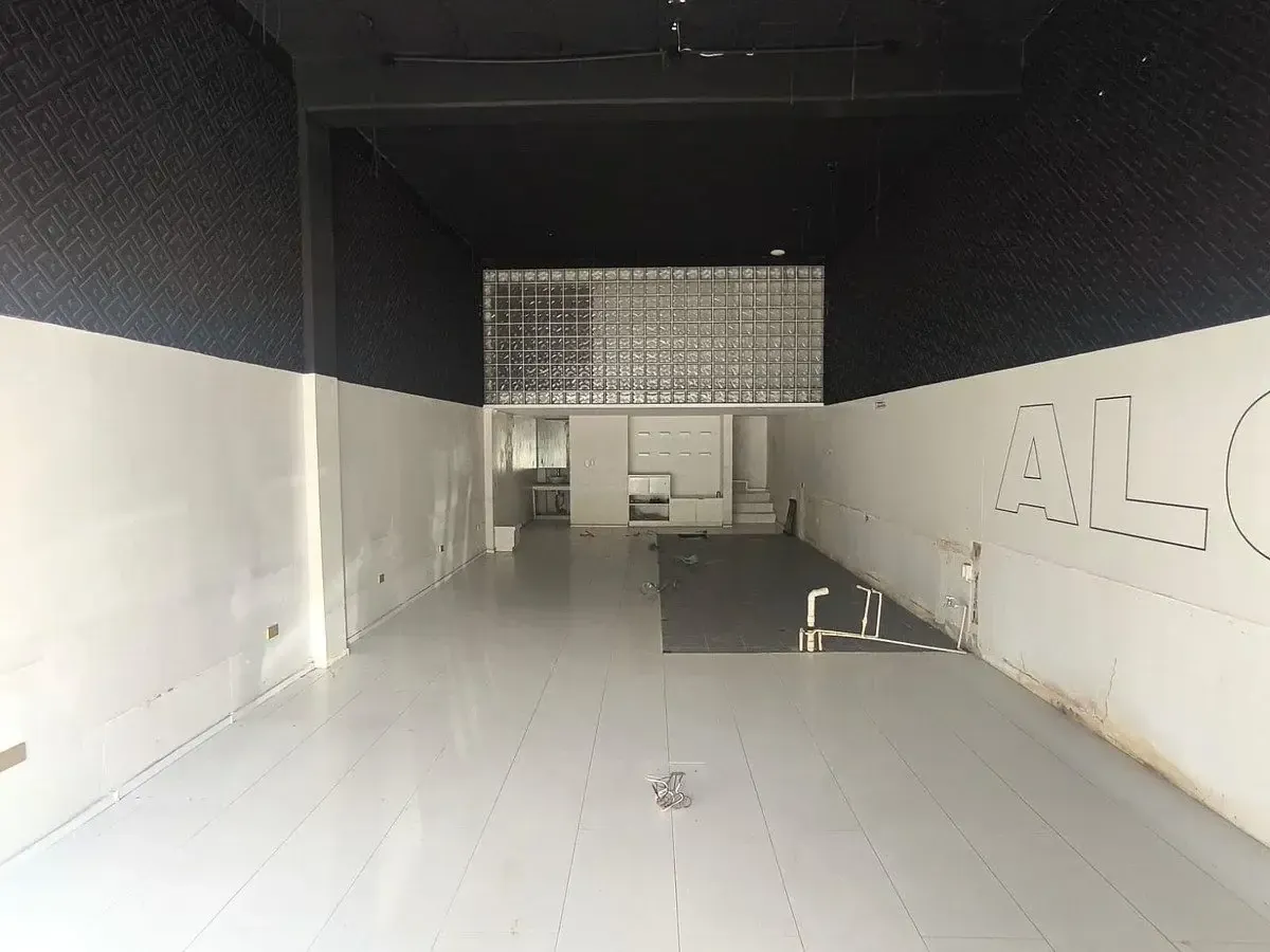 Local Comercial Spot2