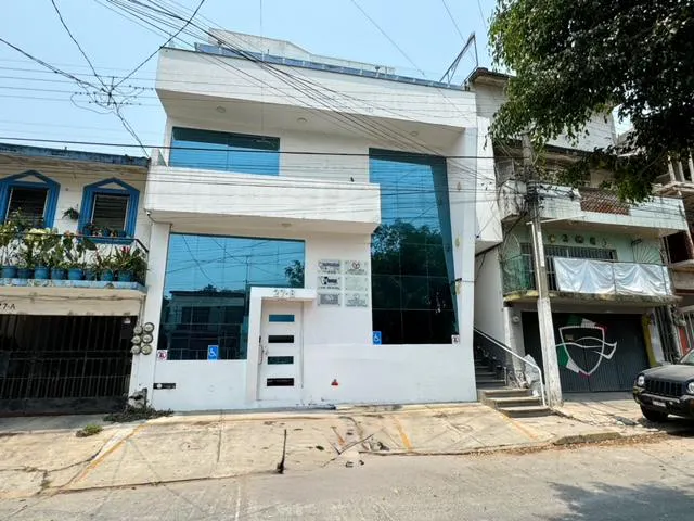 Local Comercial Spot2