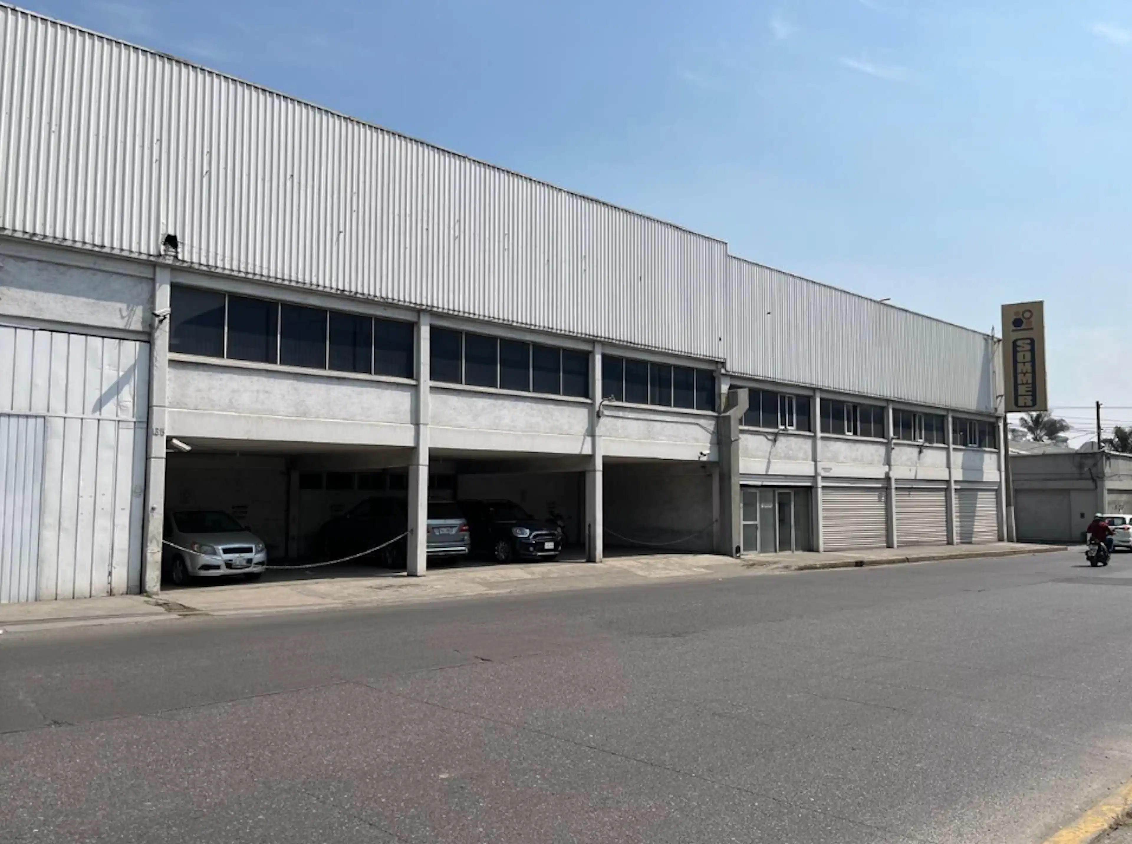 Bodega Naucalpan, Alce Blanco 1