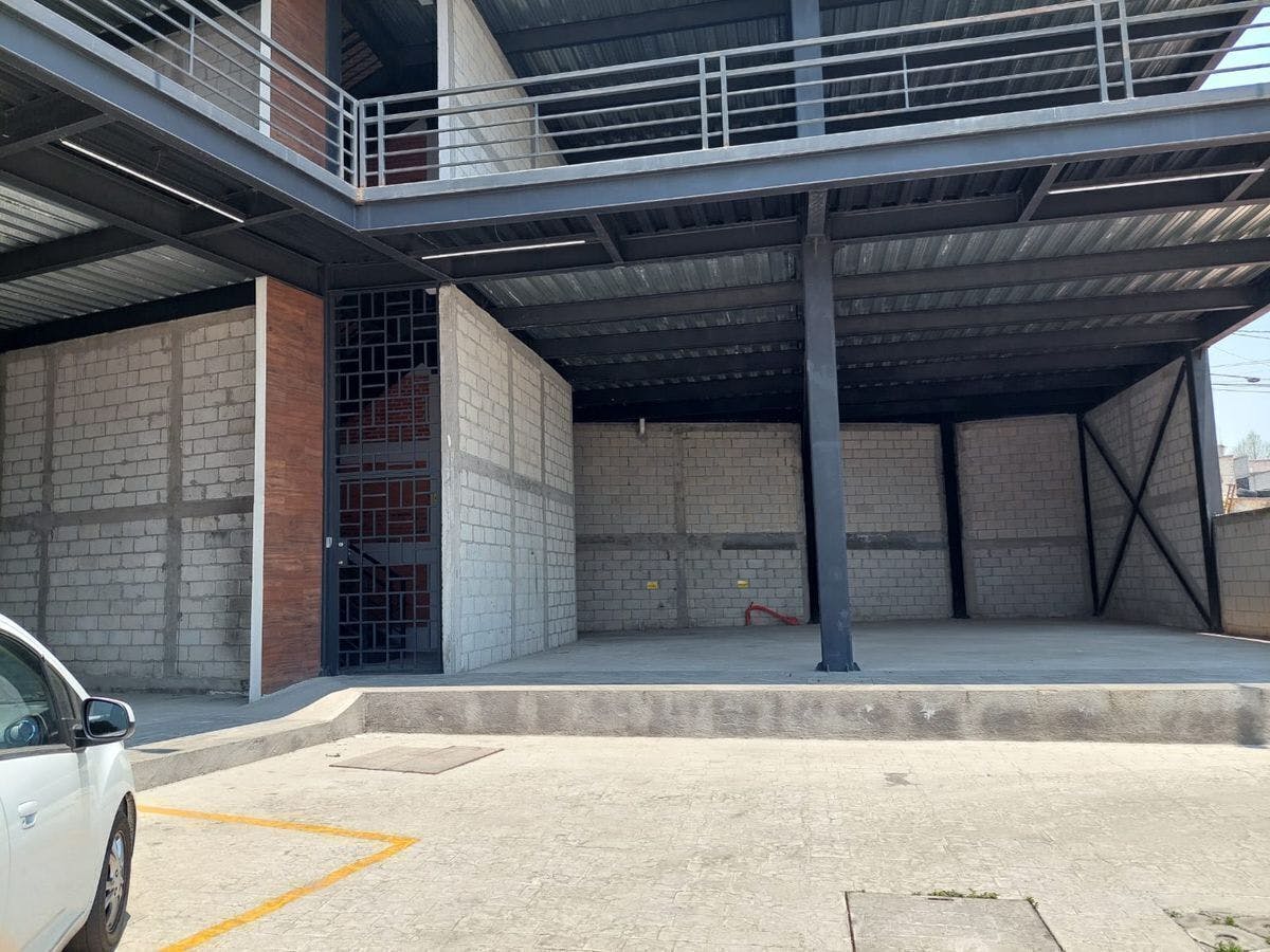 Local Comercial Spot2