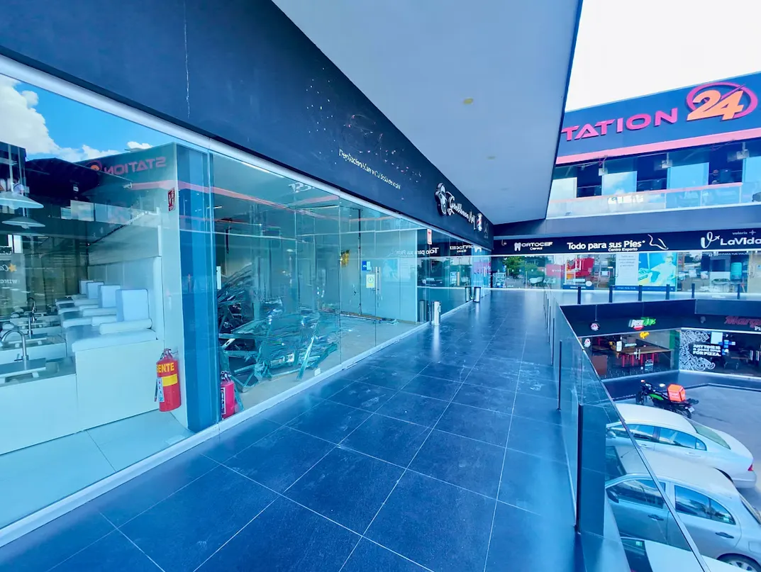 Local Comercial Spot2