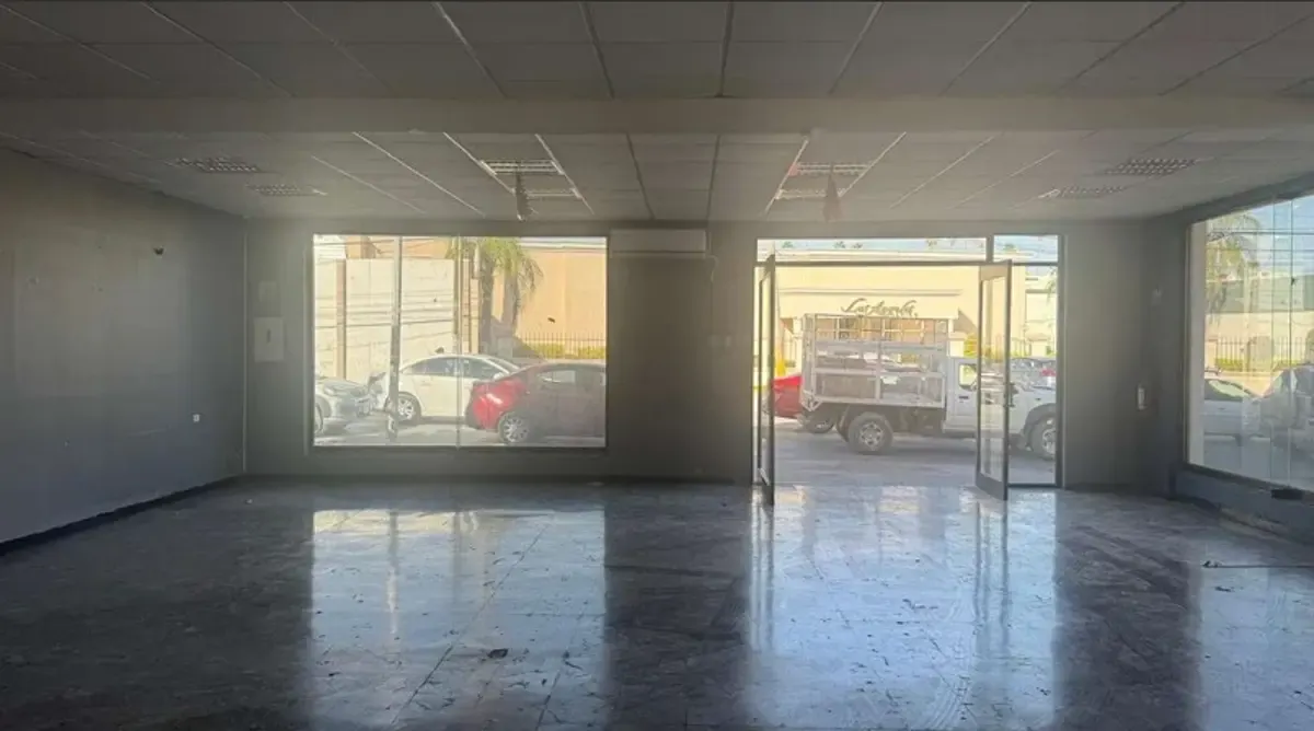 Local Comercial Spot2