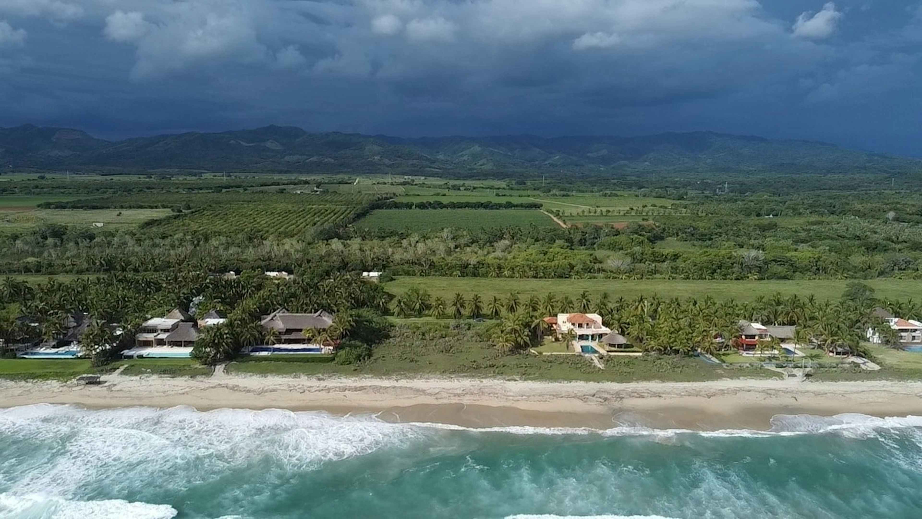 Terreno En Venta A Pie De Playa, Colotepec Oaxaca