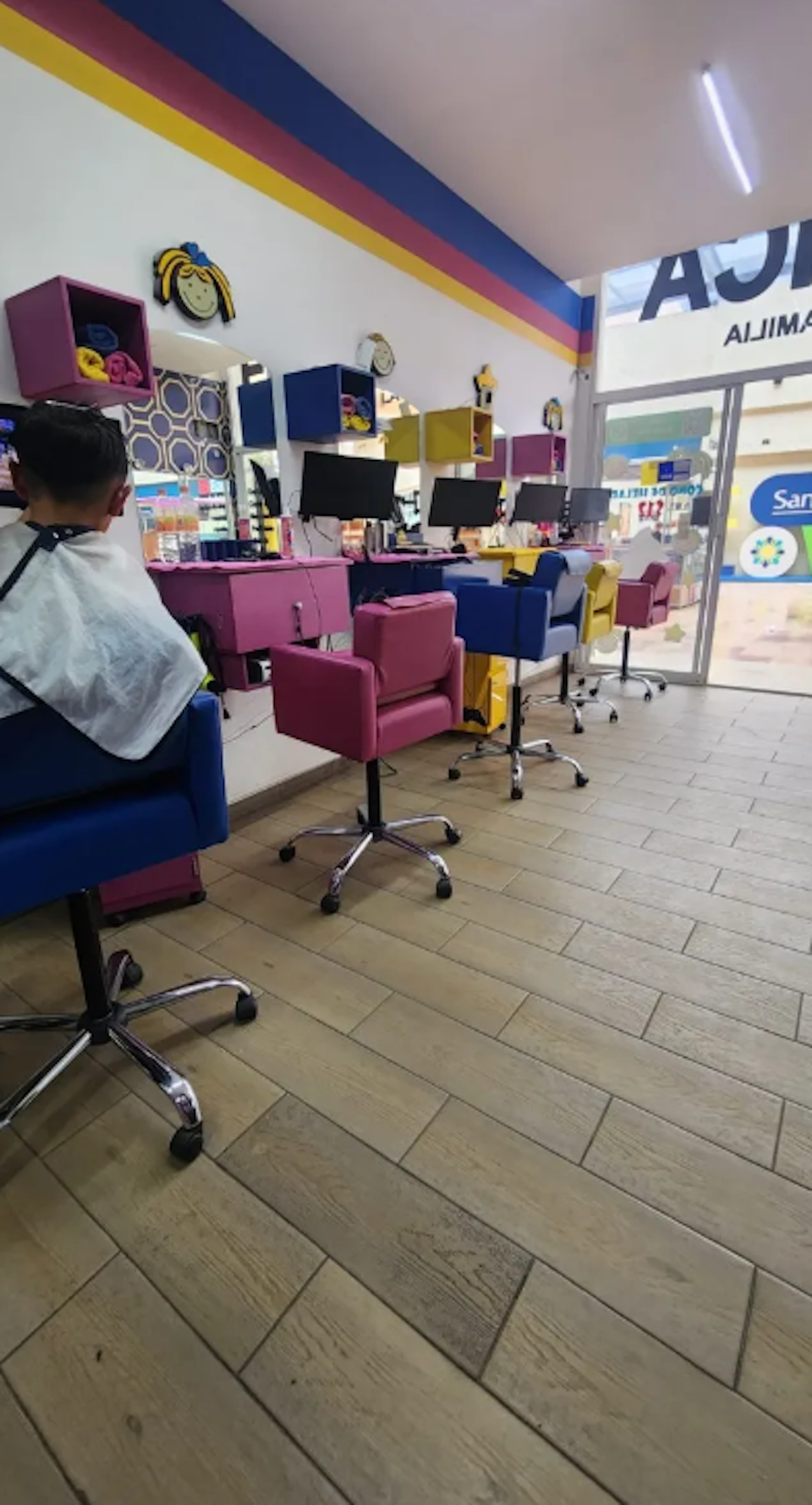 Local Comercial Spot2