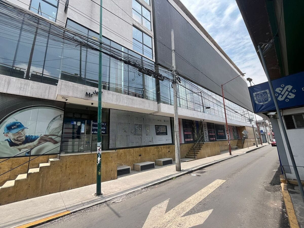 Local Comercial Spot2