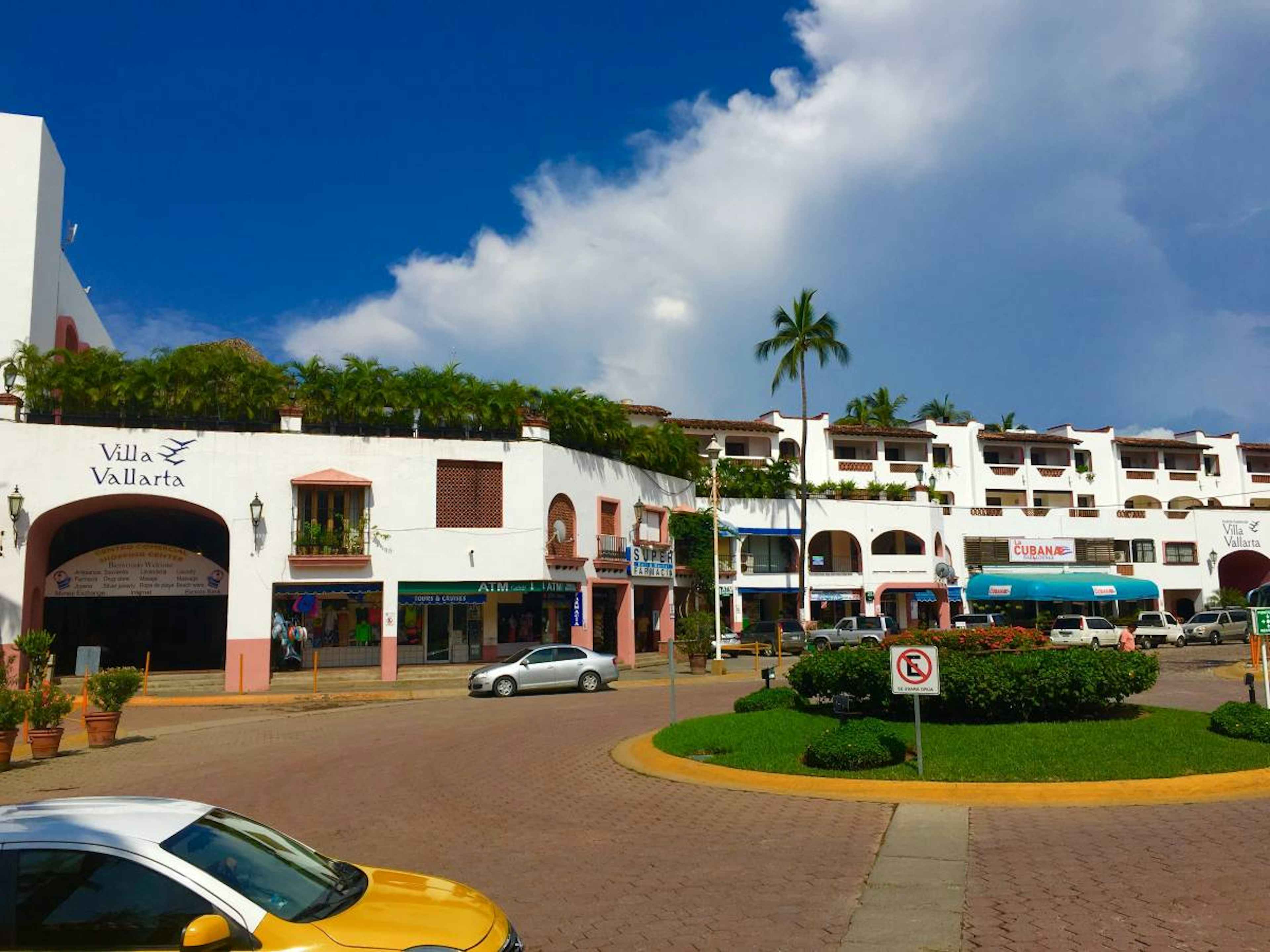 Boulevard Francisco Medina Ascencio 1989