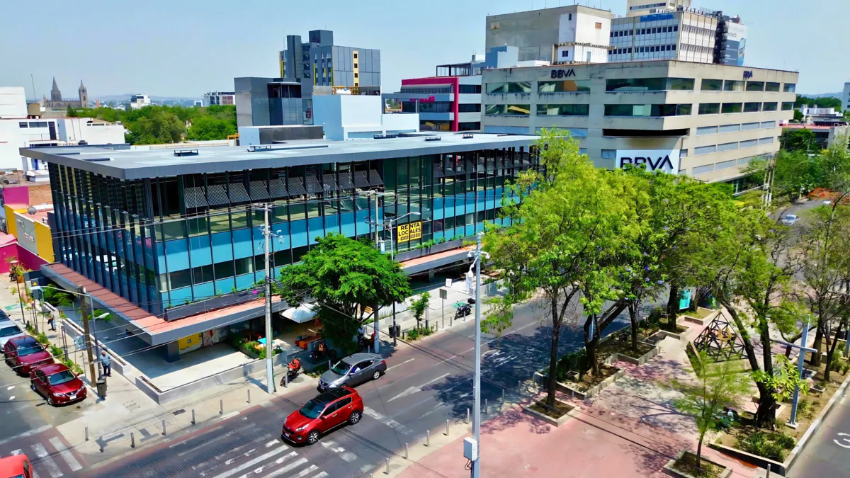 Local Comercial Spot2