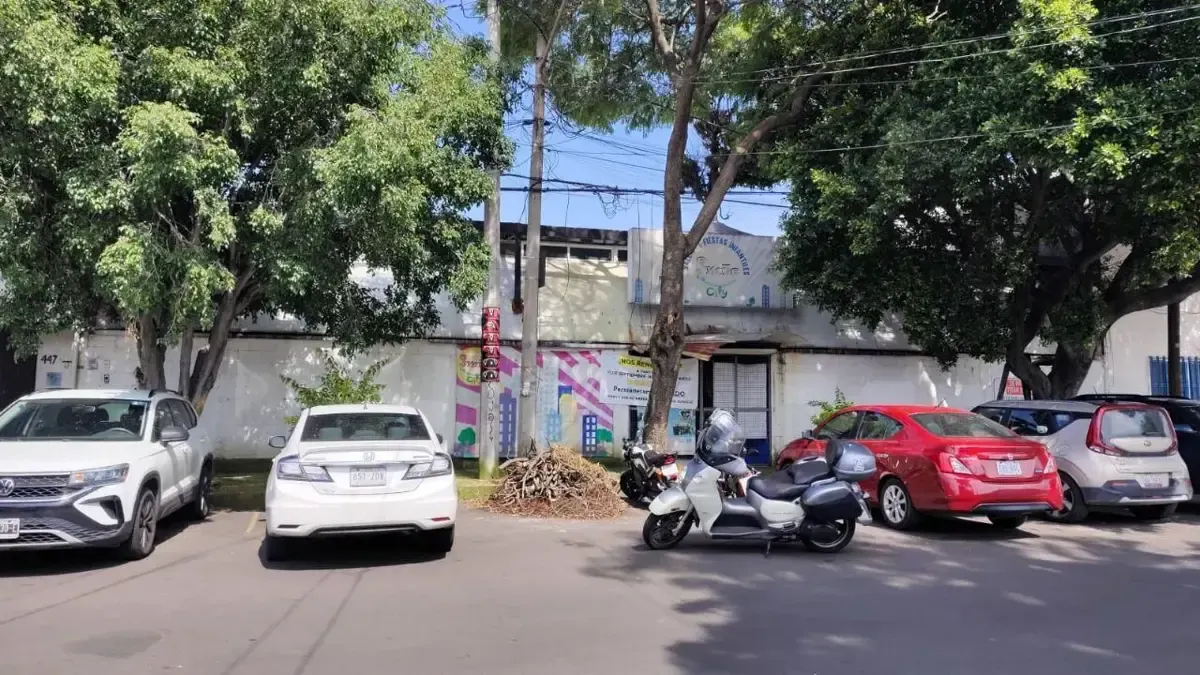 Local Comercial Spot2