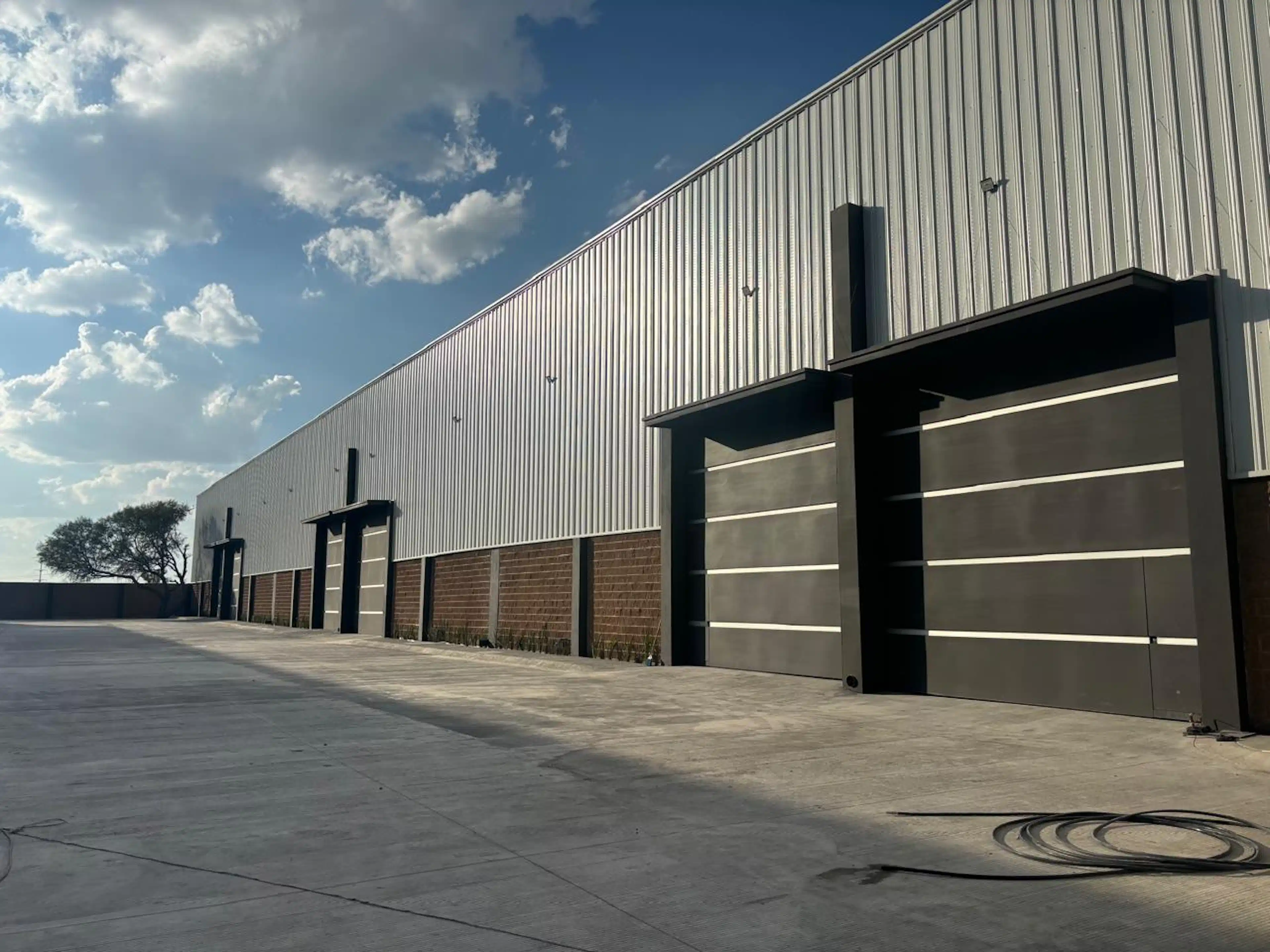 Bodegas Totalmente Nuevas Dentro De Clúster Industrial, Ideales Para: Almacenamiento, Logística Y Operación. S/n