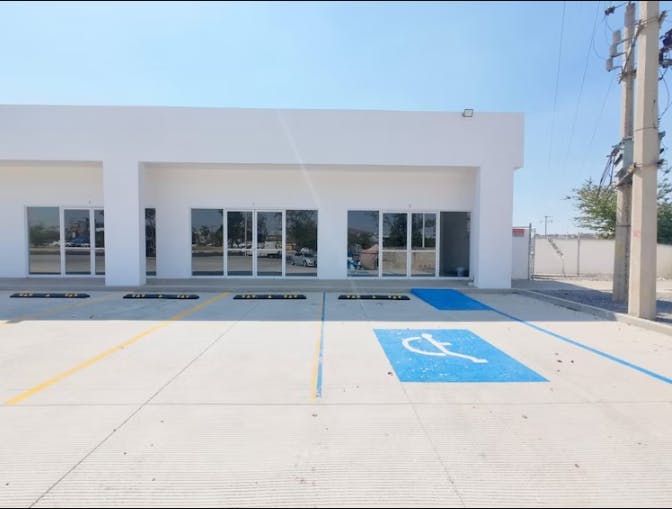 Local Comercial Spot2