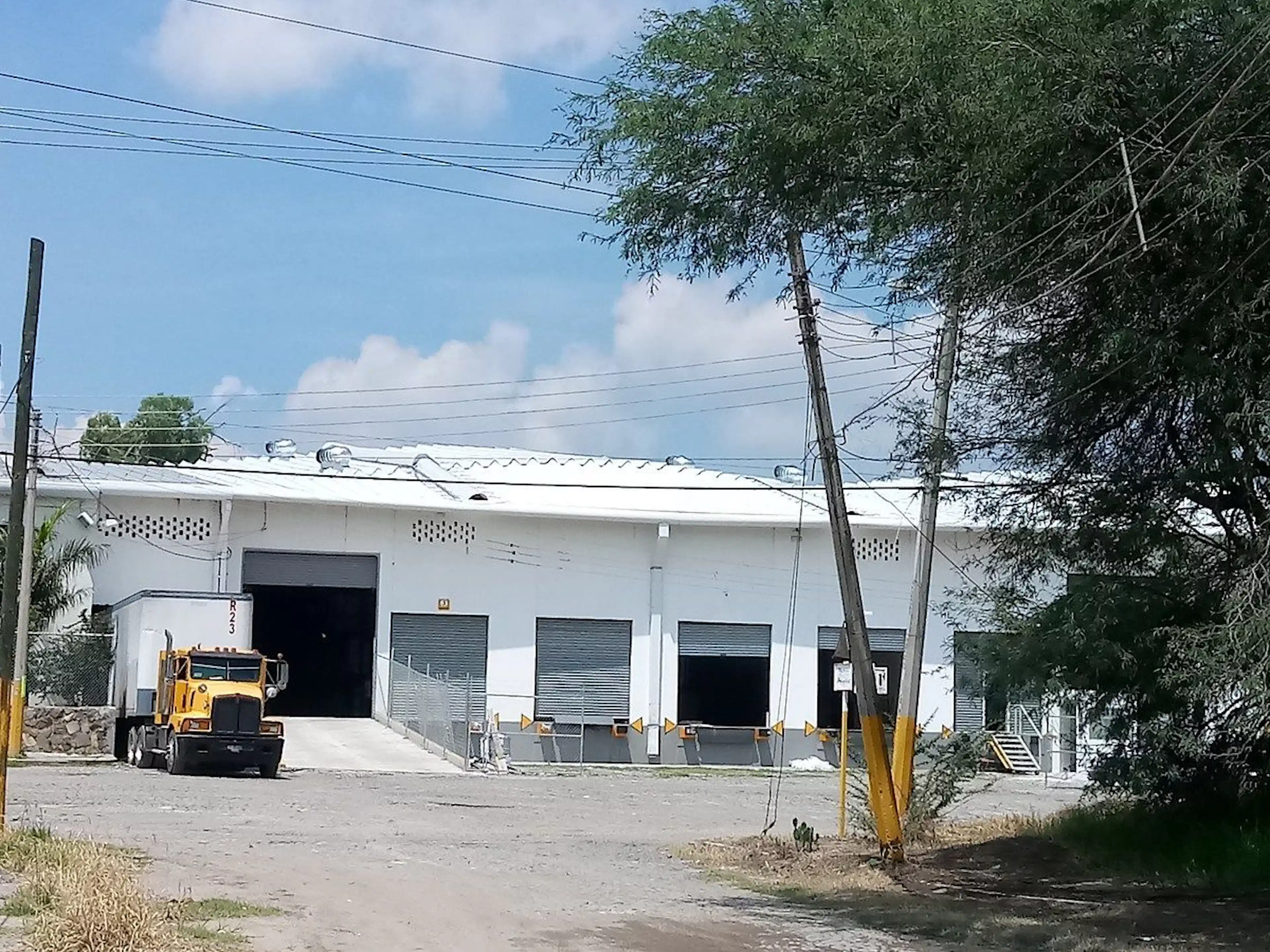 BODEGA EN RENTA CERCA DEL AEROPUERTO