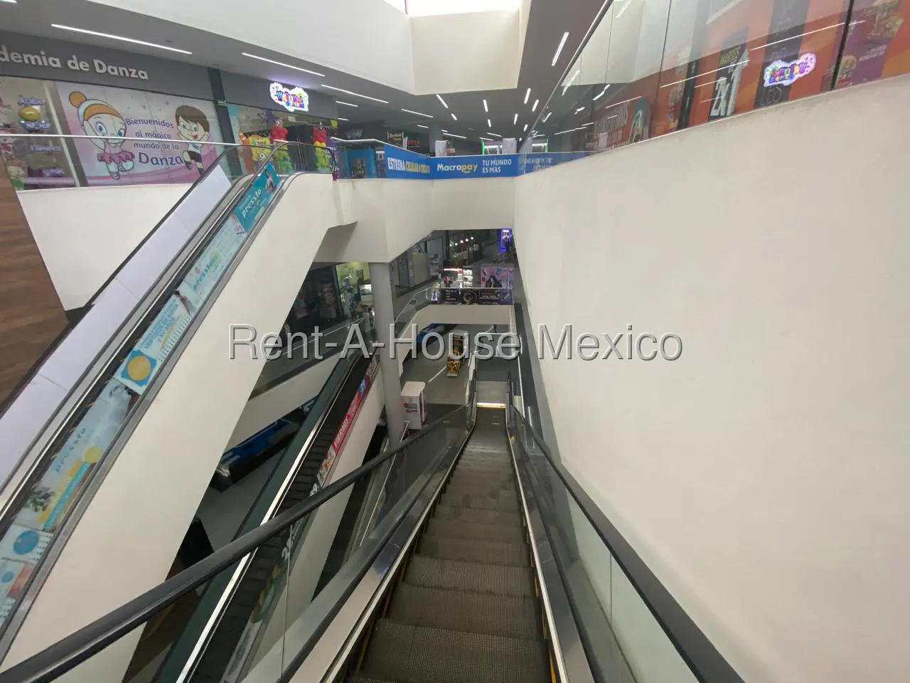 Local Comercial Spot2