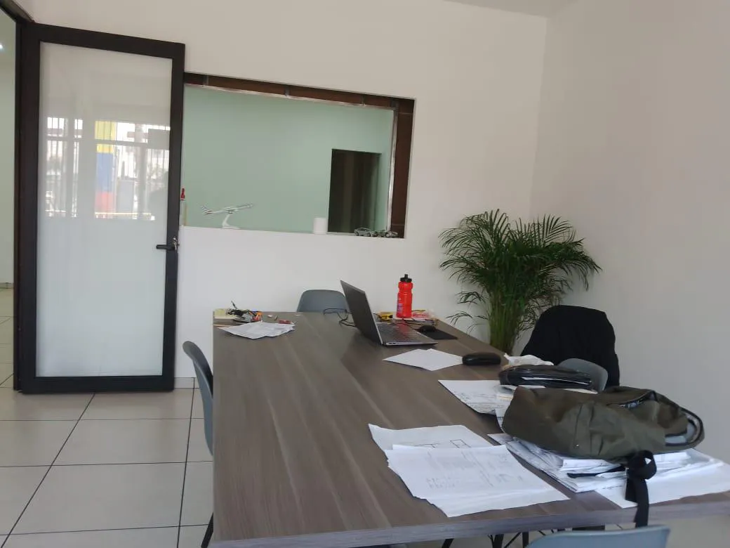 Local Comercial Spot2