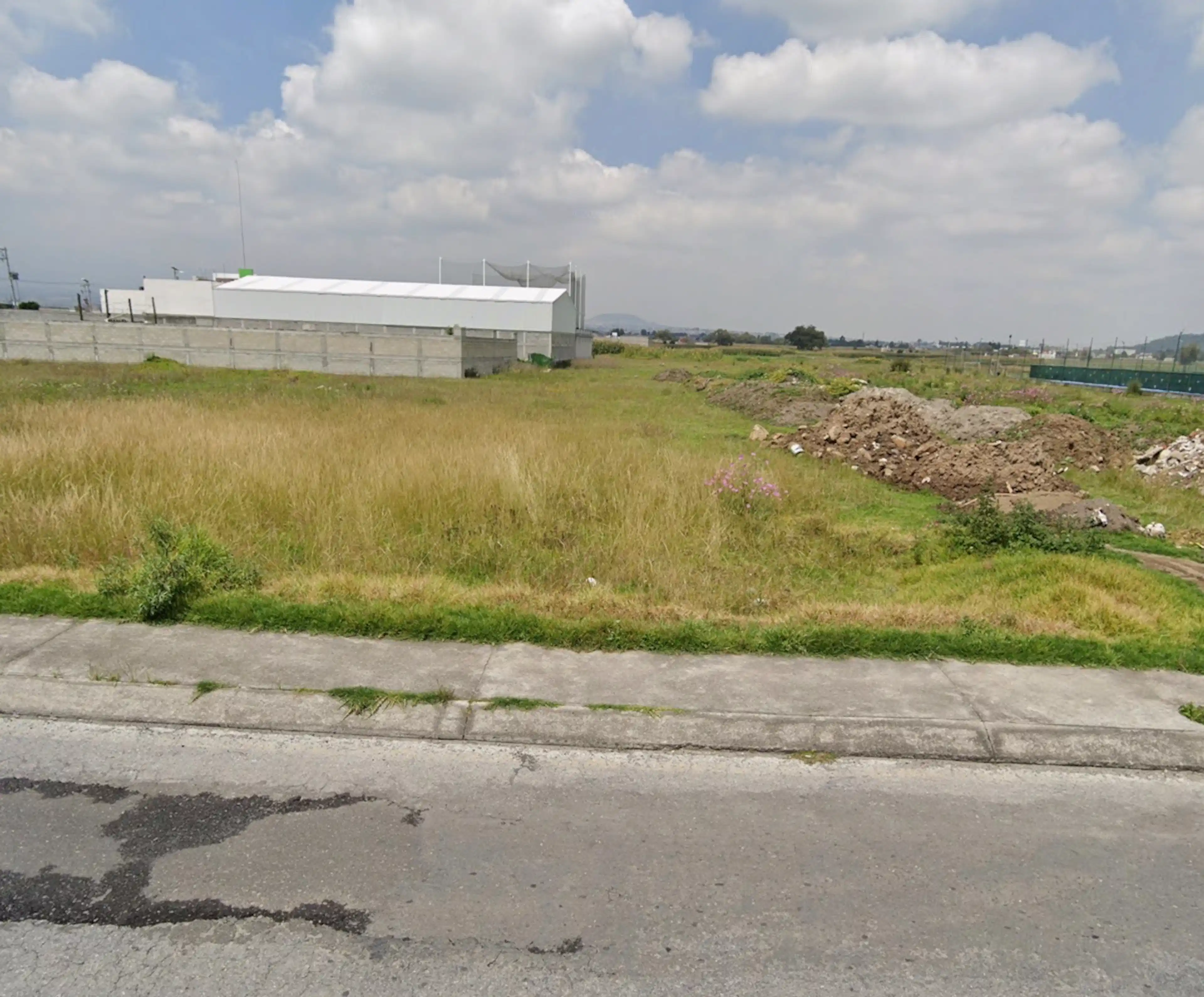 Terreno En Venta En San Miguel Totocuitlapilco, Metepec, México