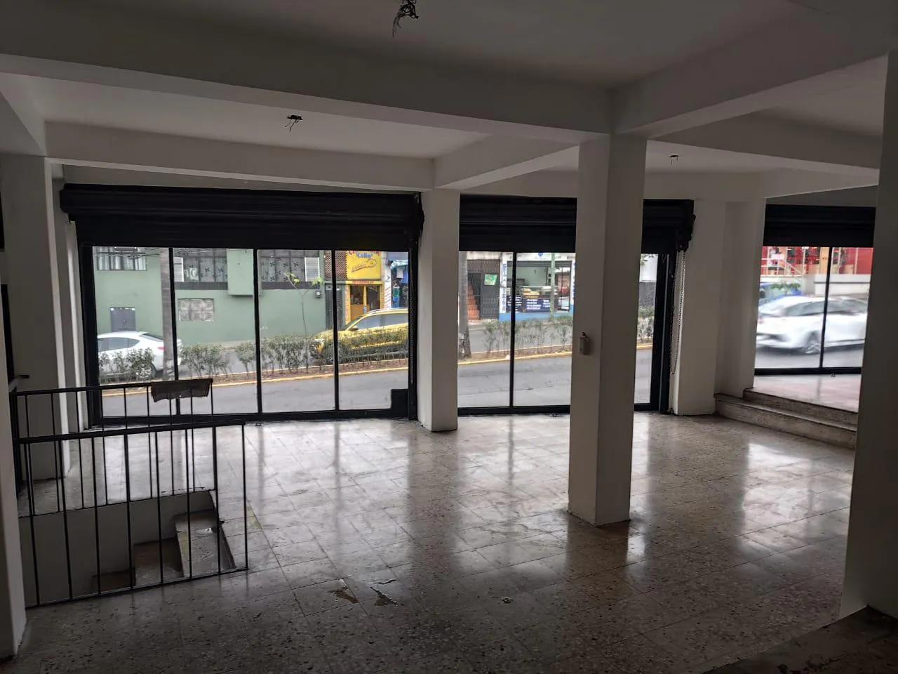 Local Comercial Spot2