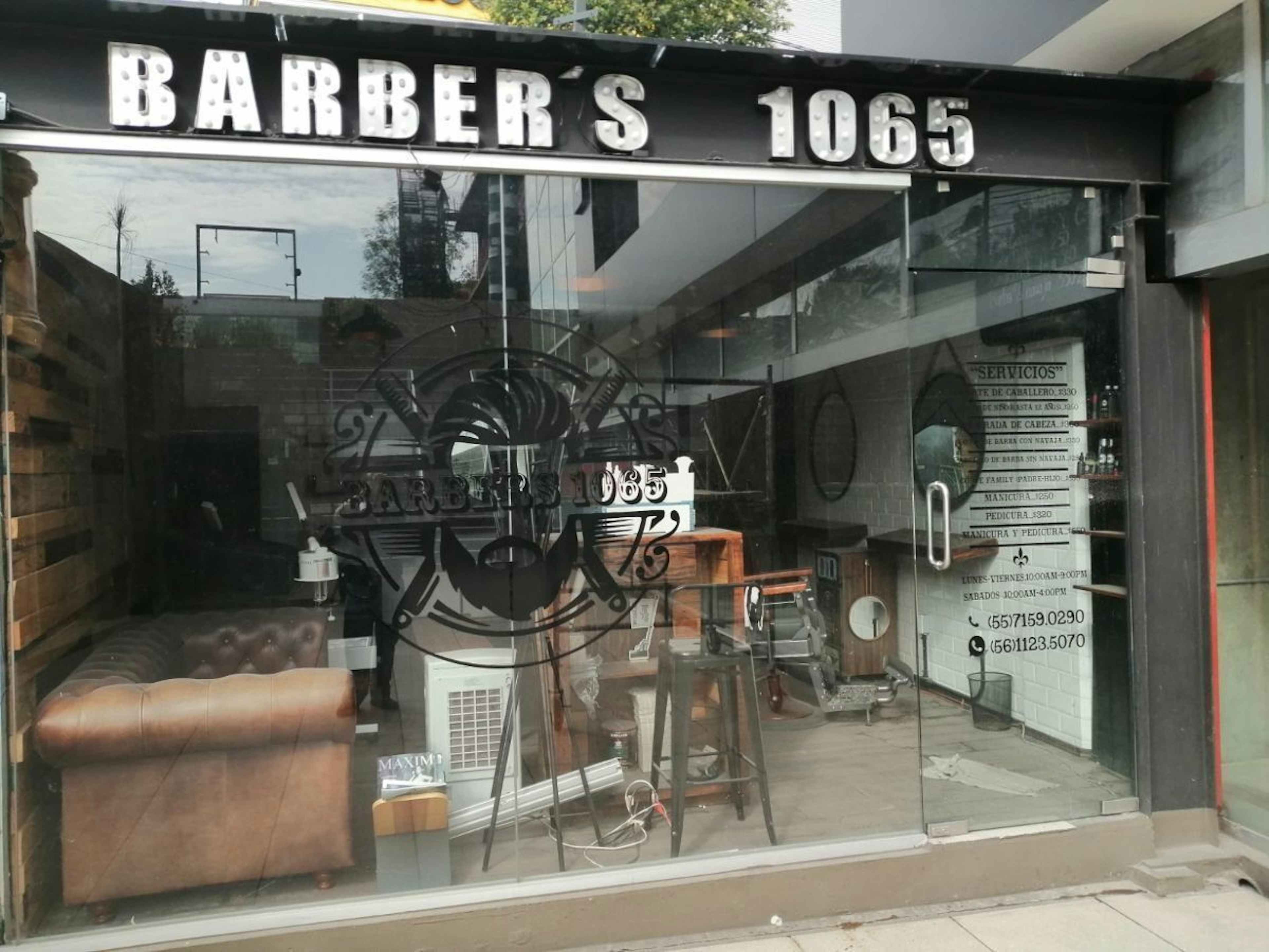 Avenida Paseo De Las Palmas 1065