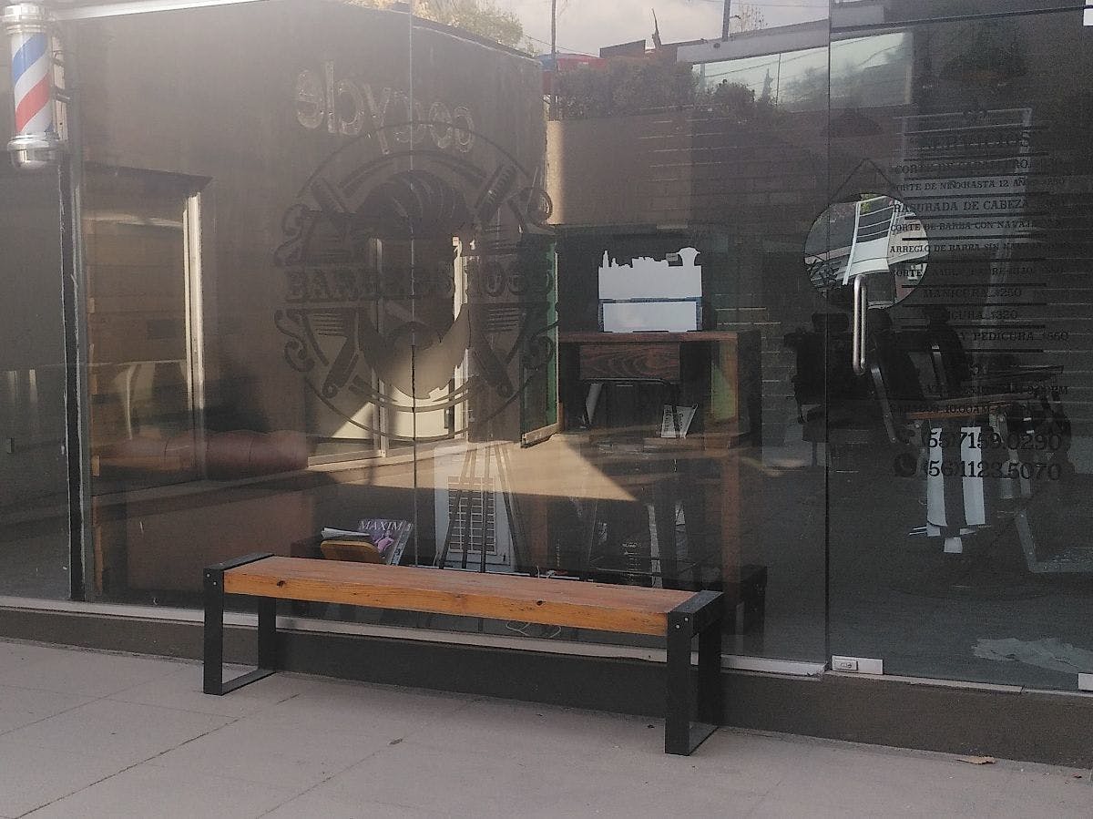 Local Comercial Spot2