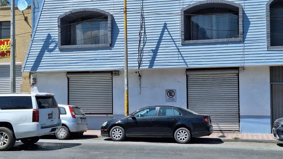 Local Comercial Spot2