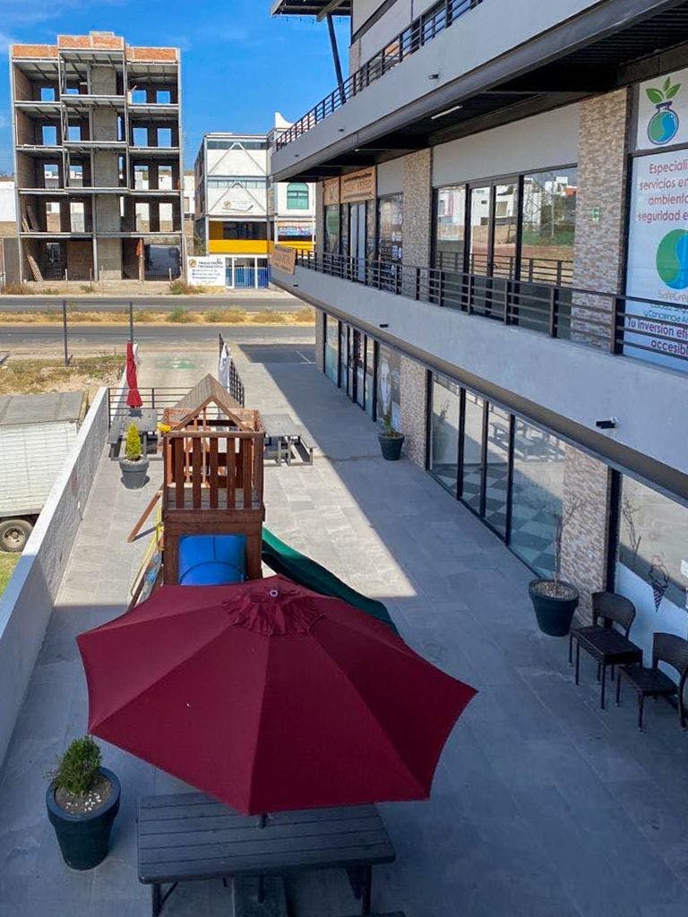 Local Comercial Spot2