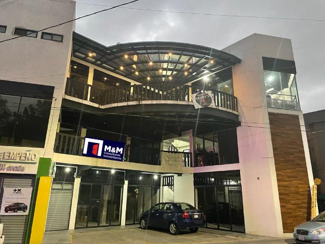 Local Comercial Spot2