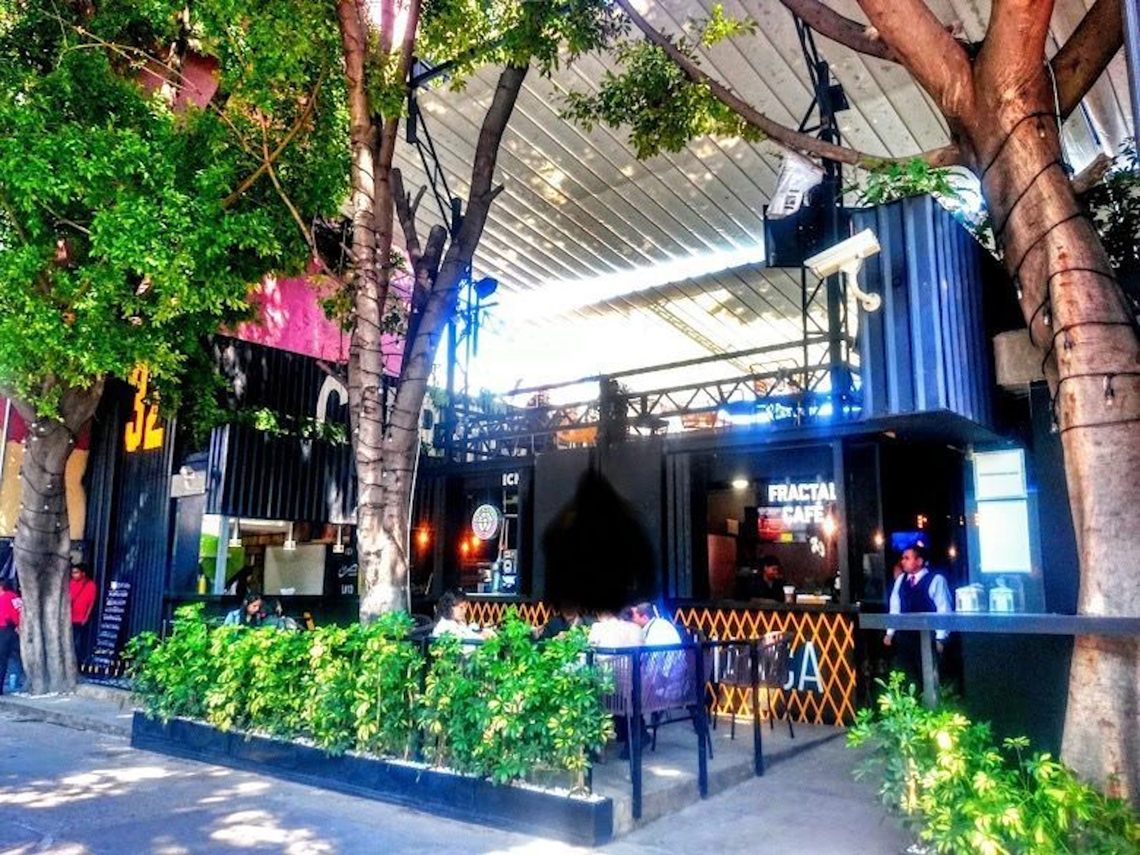 Local Comercial Spot2