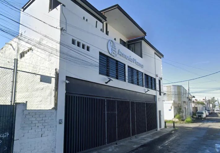 Local Comercial Spot2