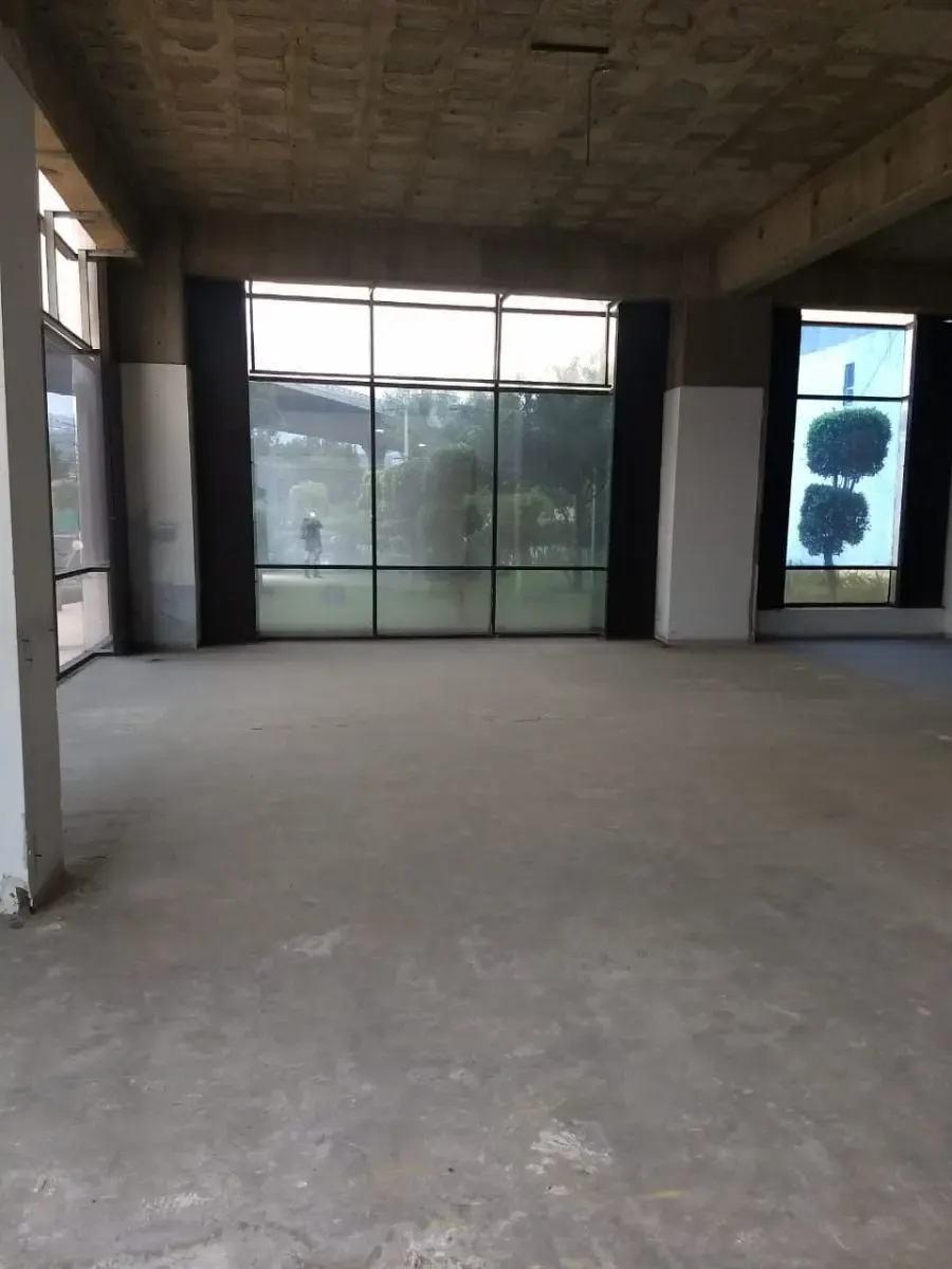 Local Comercial Spot2