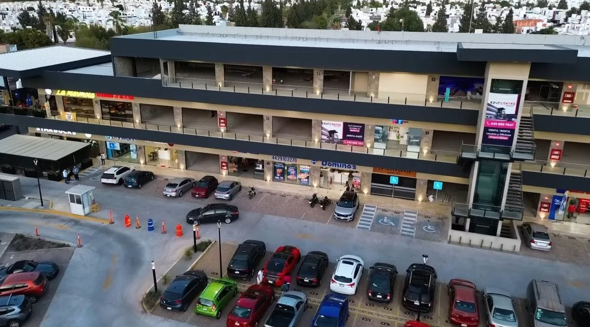 Local Comercial Spot2